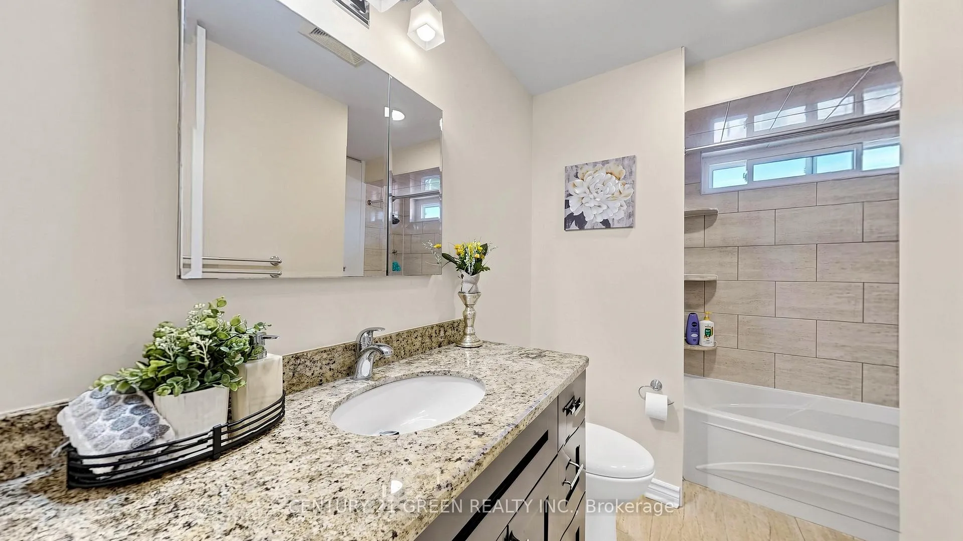 Photo 28 of 95 Kearney Drive, Etobicoke, West Humber-Clairville — HOMEH