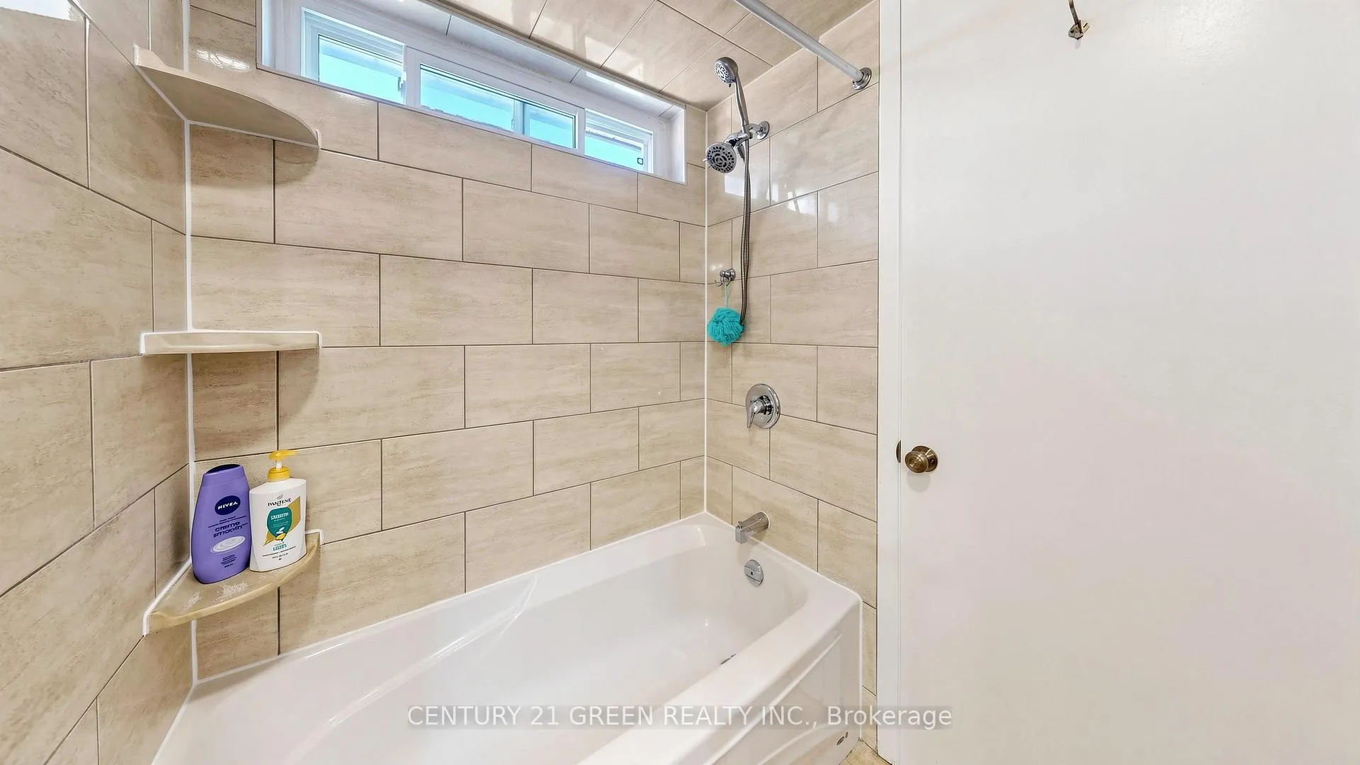 Photo 29 of 95 Kearney Drive, Etobicoke, West Humber-Clairville — HOMEH