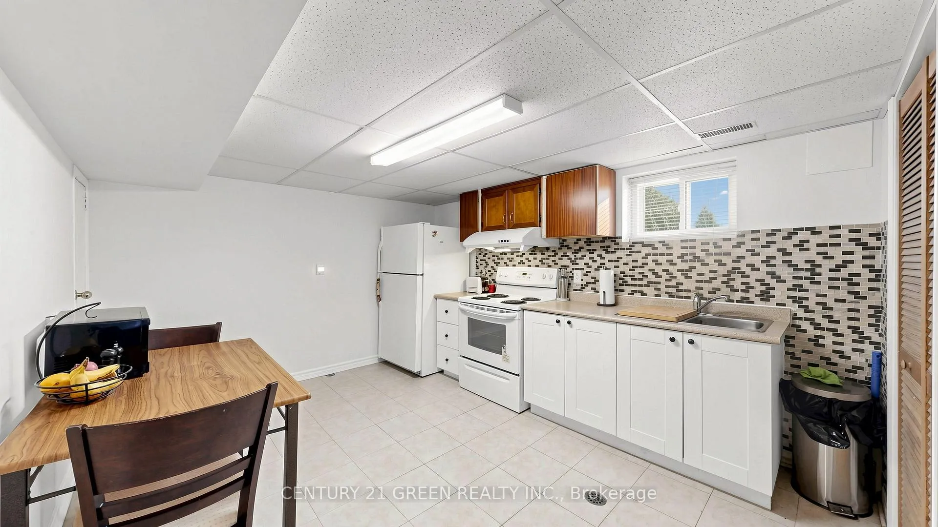 Photo 34 of 95 Kearney Drive, Etobicoke, West Humber-Clairville — HOMEH