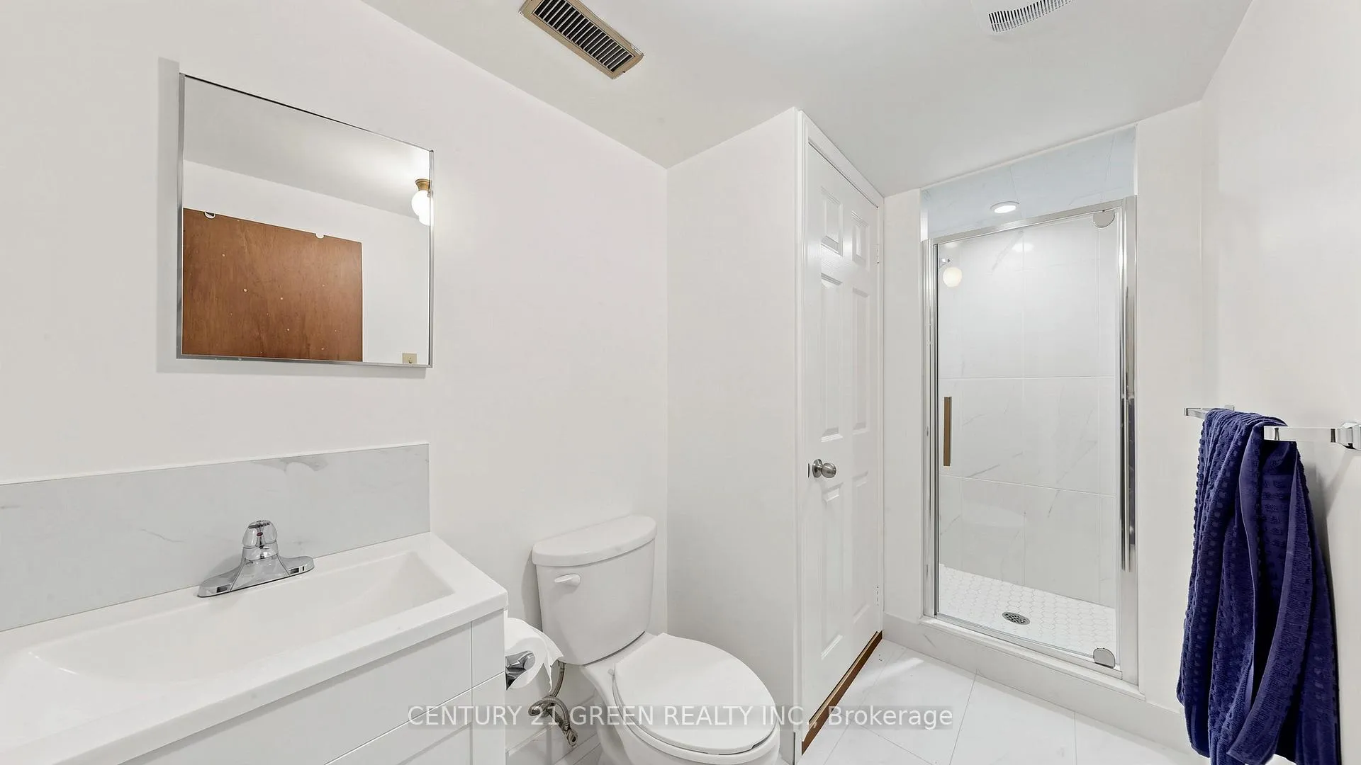 Photo 37 of 95 Kearney Drive, Etobicoke, West Humber-Clairville — HOMEH