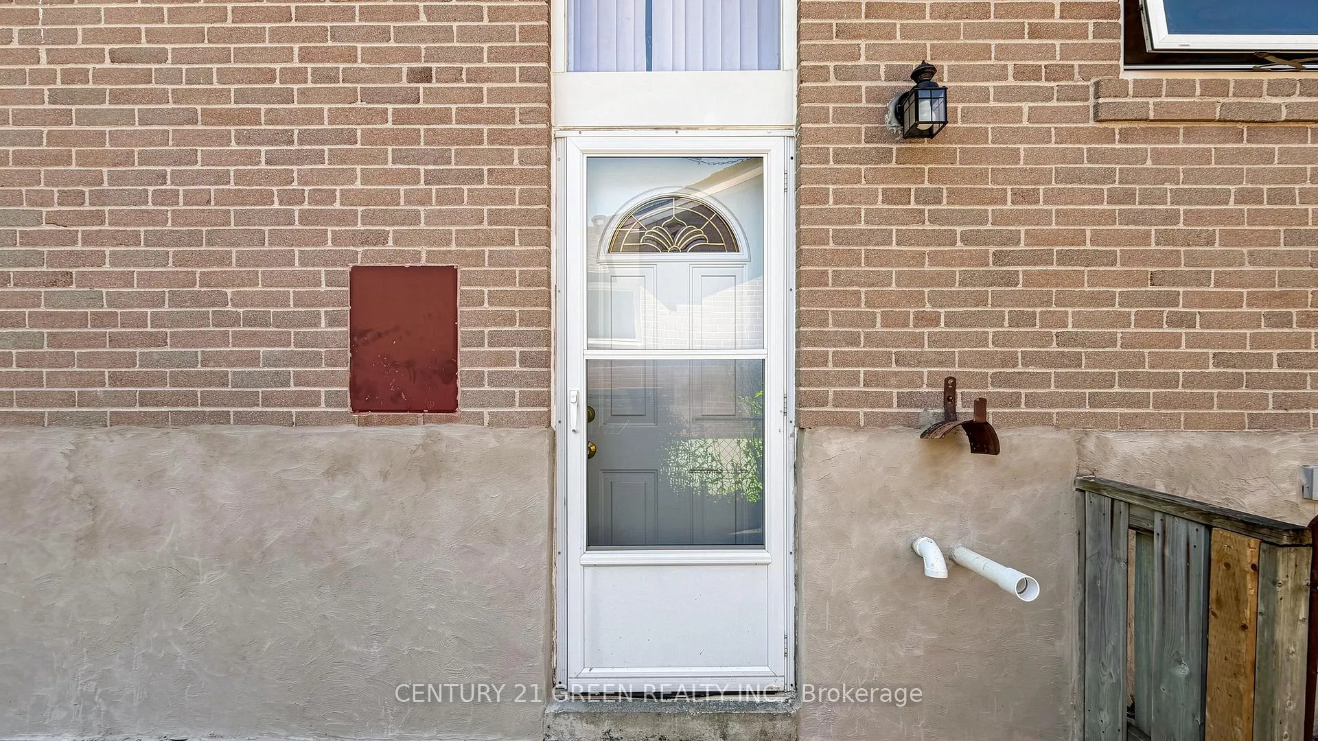 Photo 39 of 95 Kearney Drive, Etobicoke, West Humber-Clairville — HOMEH