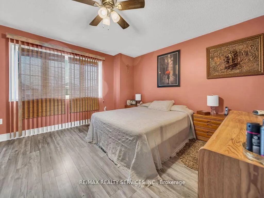 Photo 18 of 24 Melissa Court, Brampton, Fletcher's Meadow — HOMEH