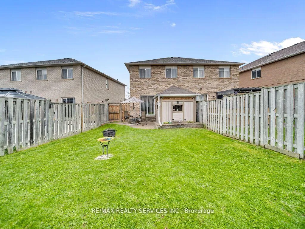 Photo 26 of 24 Melissa Court, Brampton, Fletcher's Meadow — HOMEH