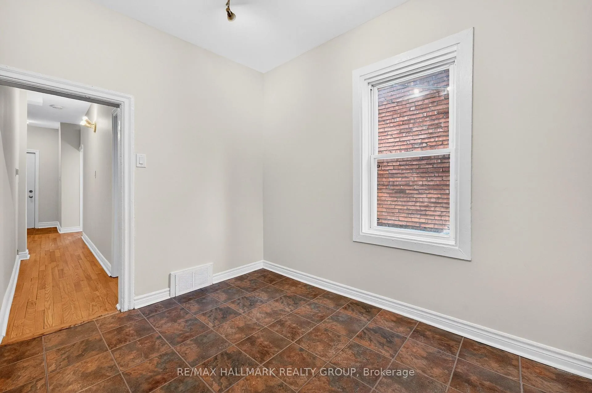 Photo 32 of 212 Arlington Avenue, Ottawa, Ottawa Centre — HOMEH