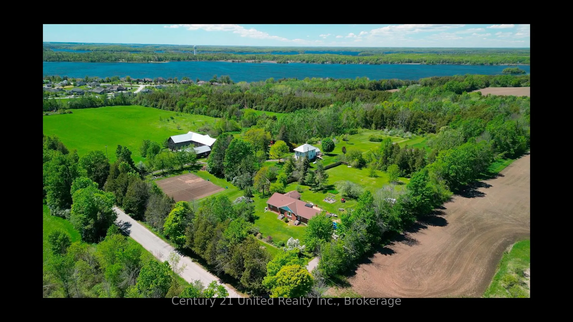 Photo 3 of 1592 12th Line Smith, Selwyn — HOMEH
