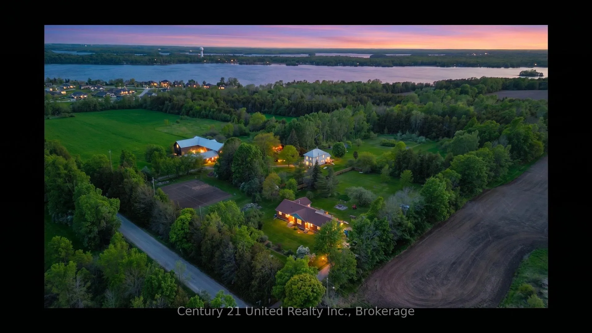 Photo 31 of 1592 12th Line Smith, Selwyn — HOMEH