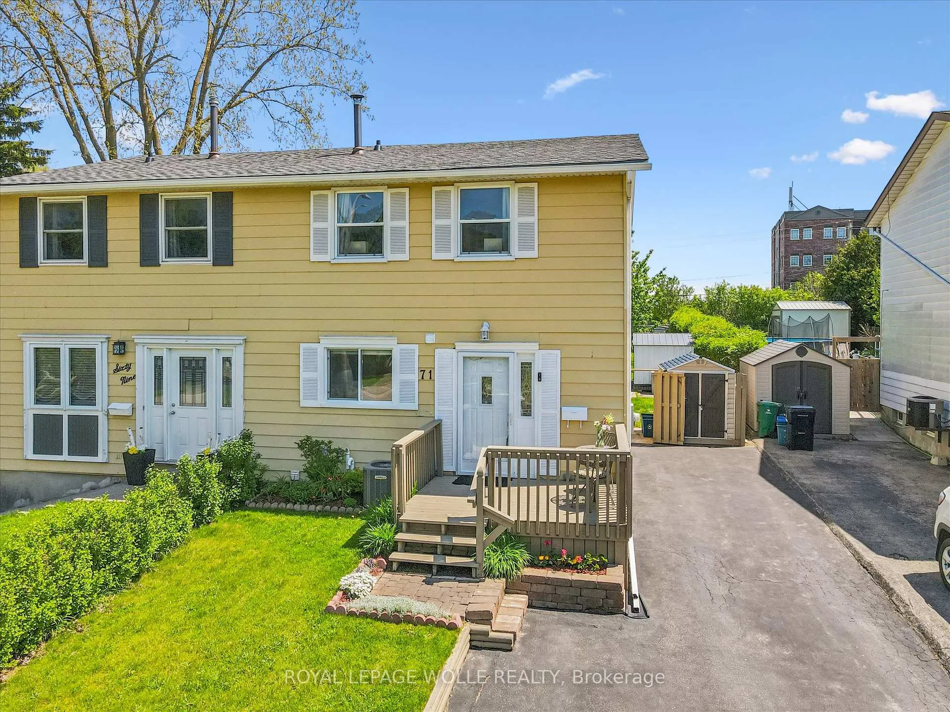 Photo 36 of 71 Blackhorne Drive, Kitchener — HOMEH