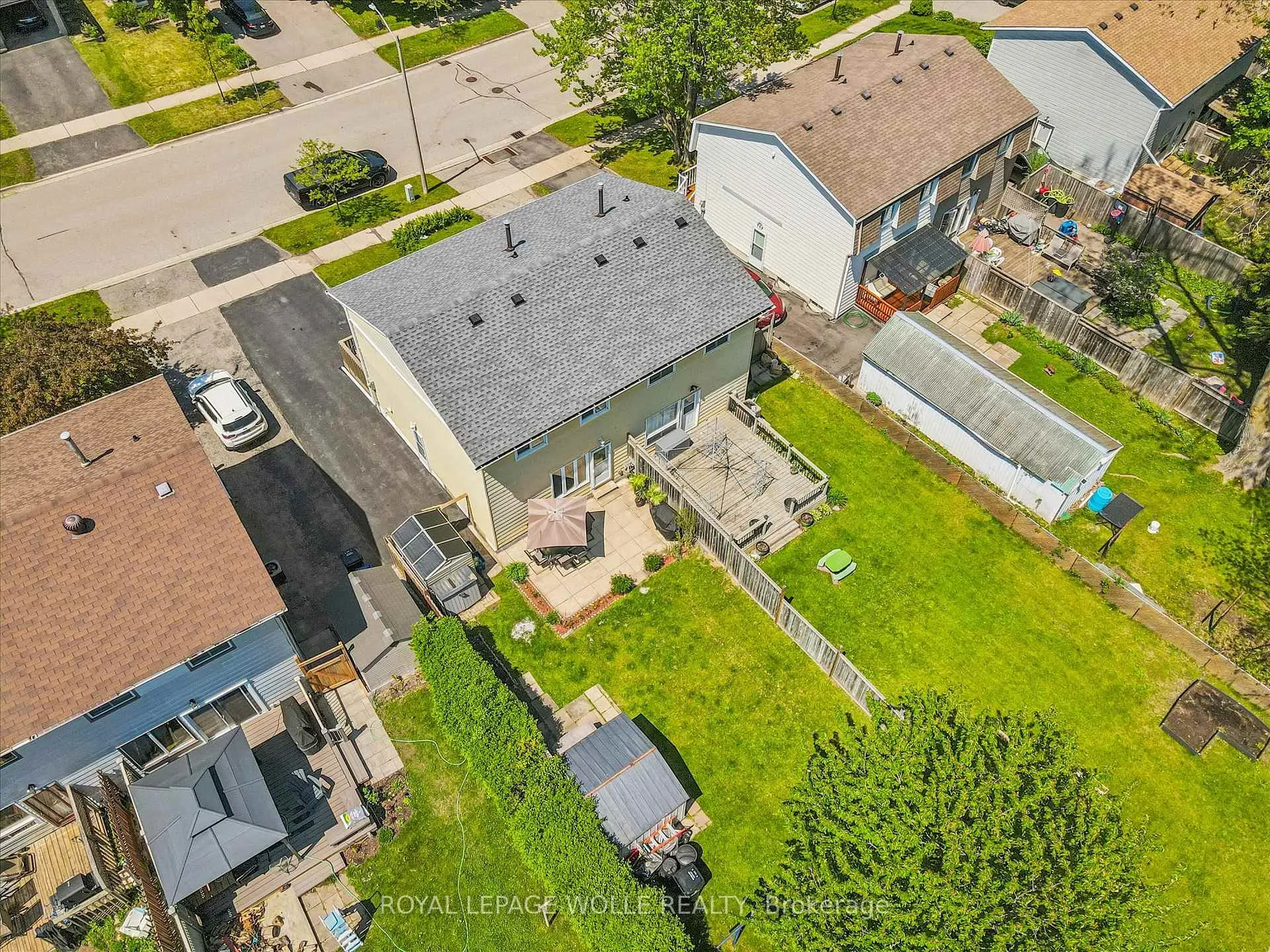 Photo 41 of 71 Blackhorne Drive, Kitchener — HOMEH