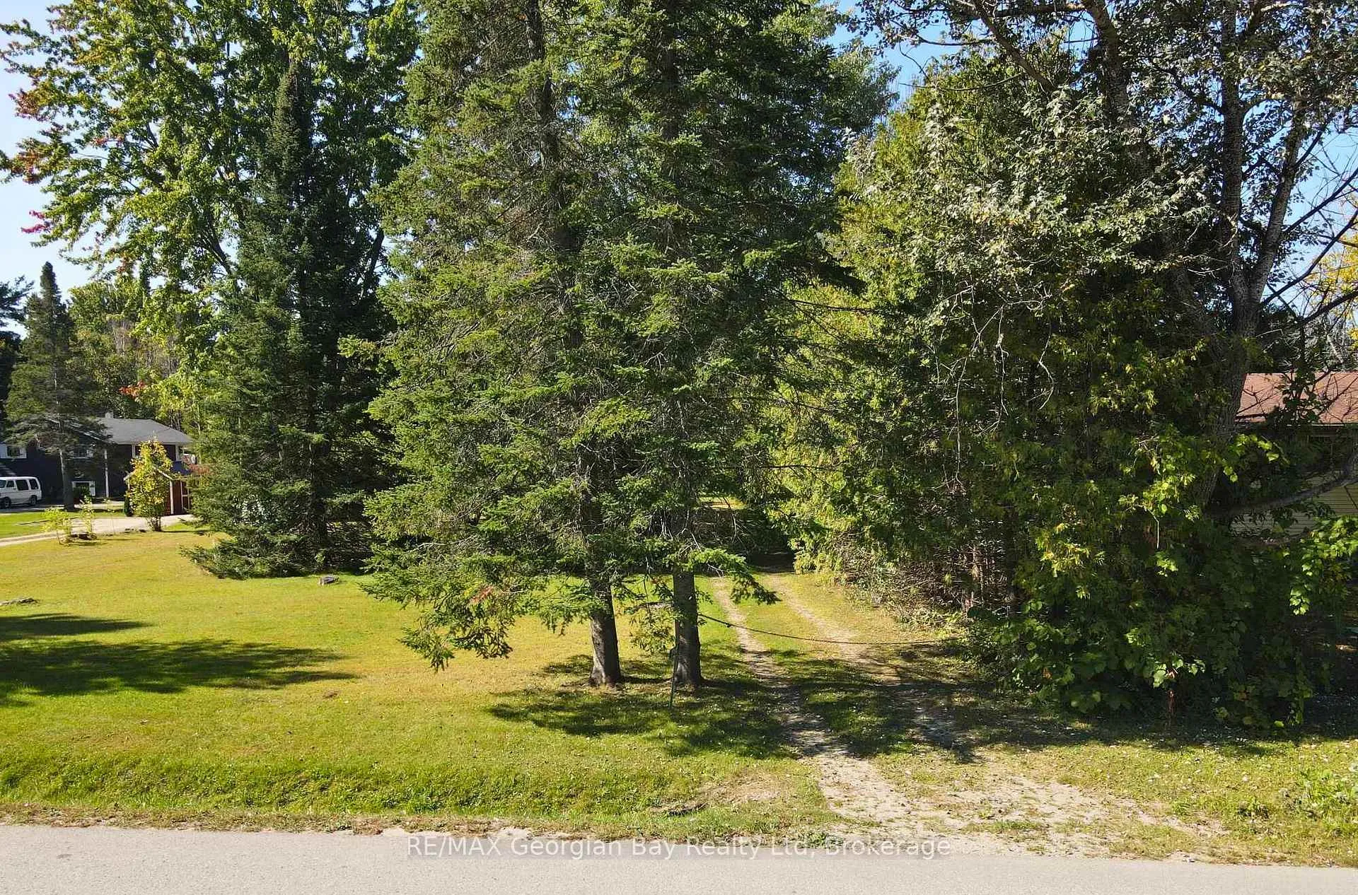 Photo of 1968 Rosemount Road