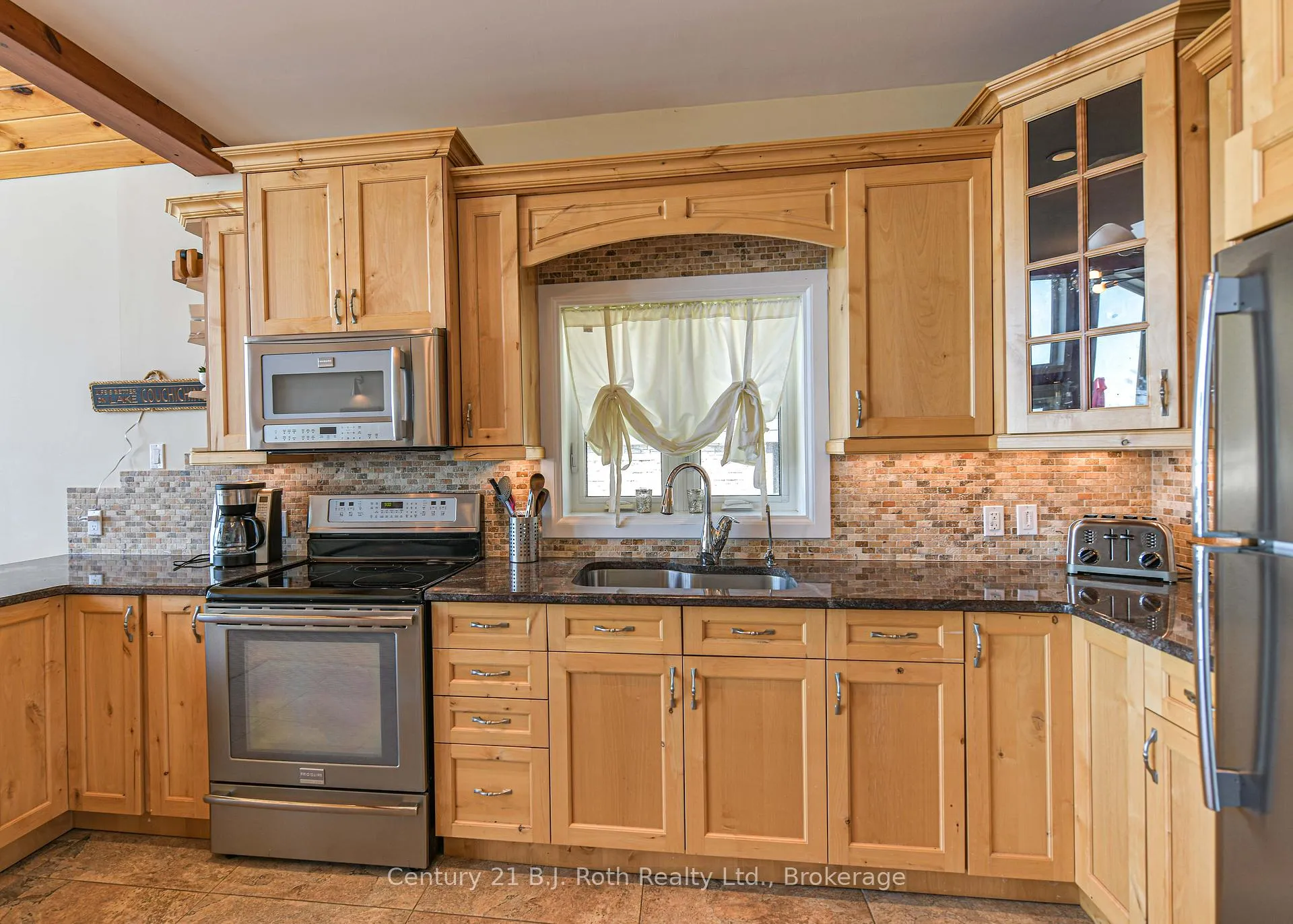 Photo 35 of 7304 Glen Ellen Drive, Ramara, Rural Ramara — HOMEH
