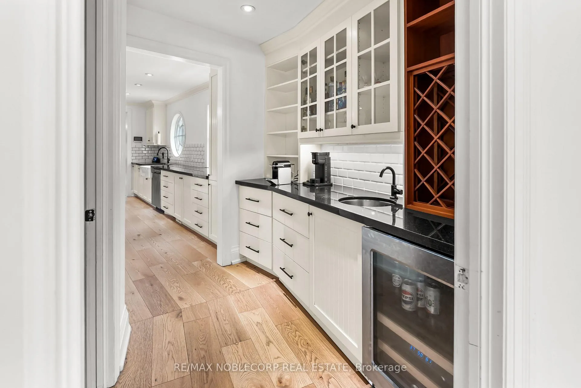Photo 13 of 14955 Jane Street, King, Rural King — HOMEH