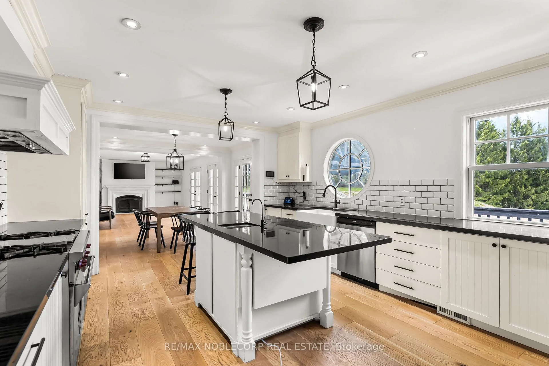 Photo 15 of 14955 Jane Street, King, Rural King — HOMEH