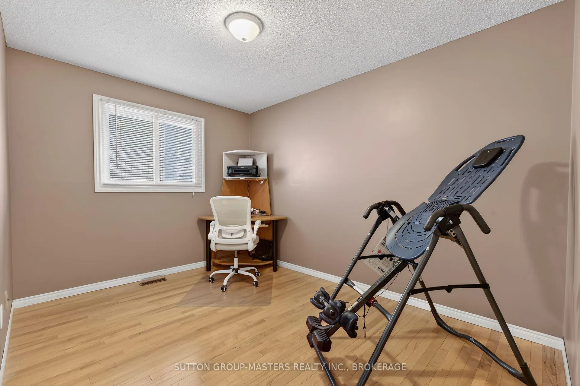 Photo 17 of 1080 Palmerston Crescent, Kingston, North of Taylor-Kidd Blvd — HOMEH