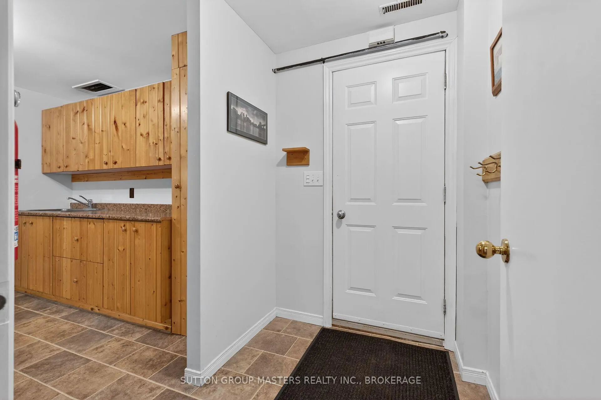 Photo 21 of 1080 Palmerston Crescent, Kingston, North of Taylor-Kidd Blvd — HOMEH
