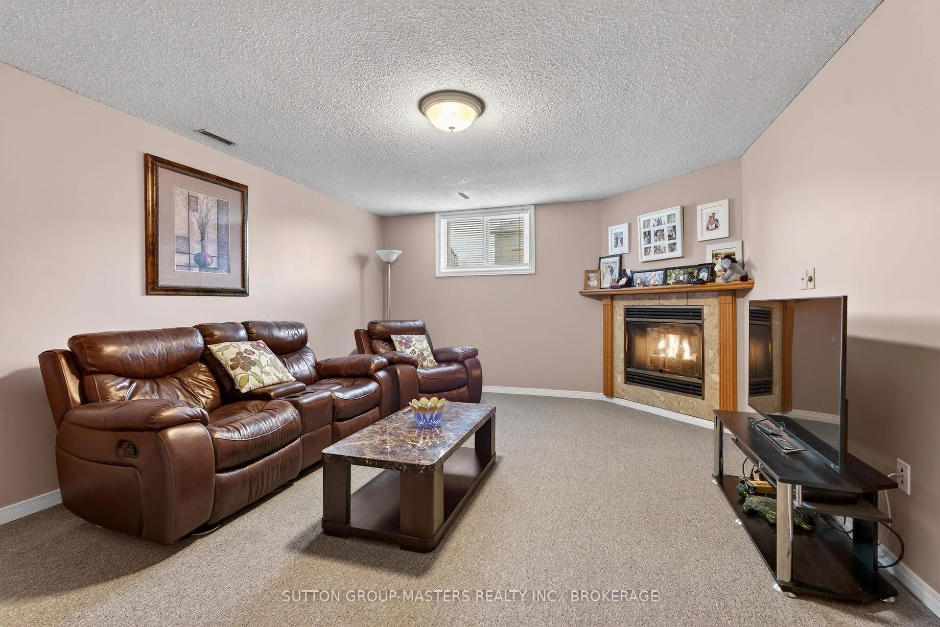 Photo 23 of 1080 Palmerston Crescent, Kingston, North of Taylor-Kidd Blvd — HOMEH