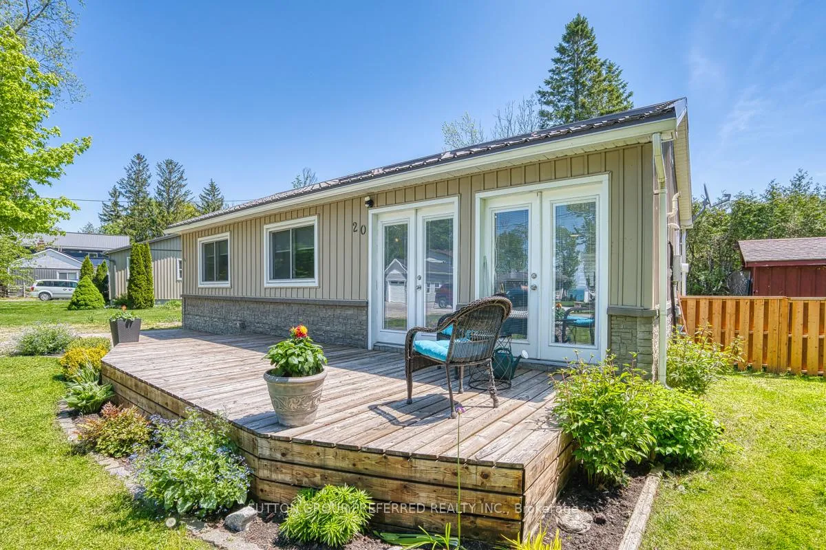 Photo 4 of 20 Bluewater Drive, Central Huron, Goderich — HOMEH