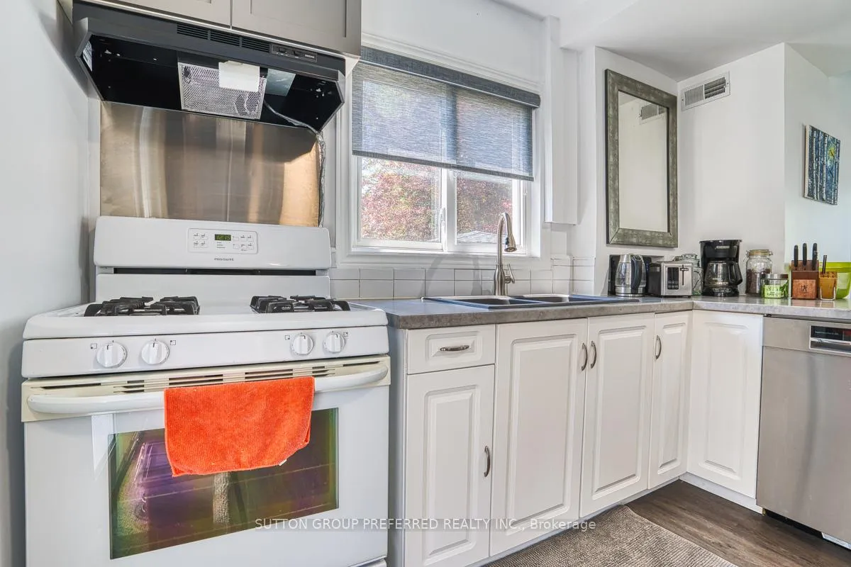 Photo 12 of 20 Bluewater Drive, Central Huron, Goderich — HOMEH