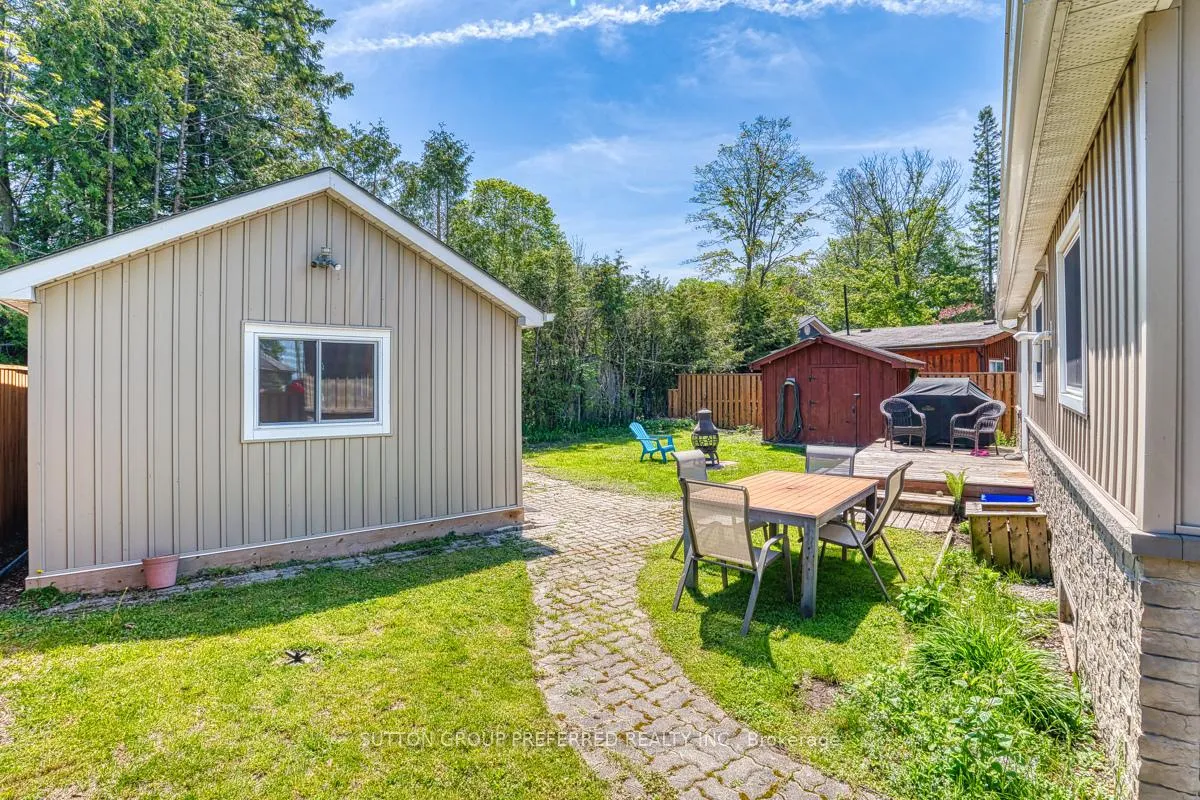 Photo 23 of 20 Bluewater Drive, Central Huron, Goderich — HOMEH