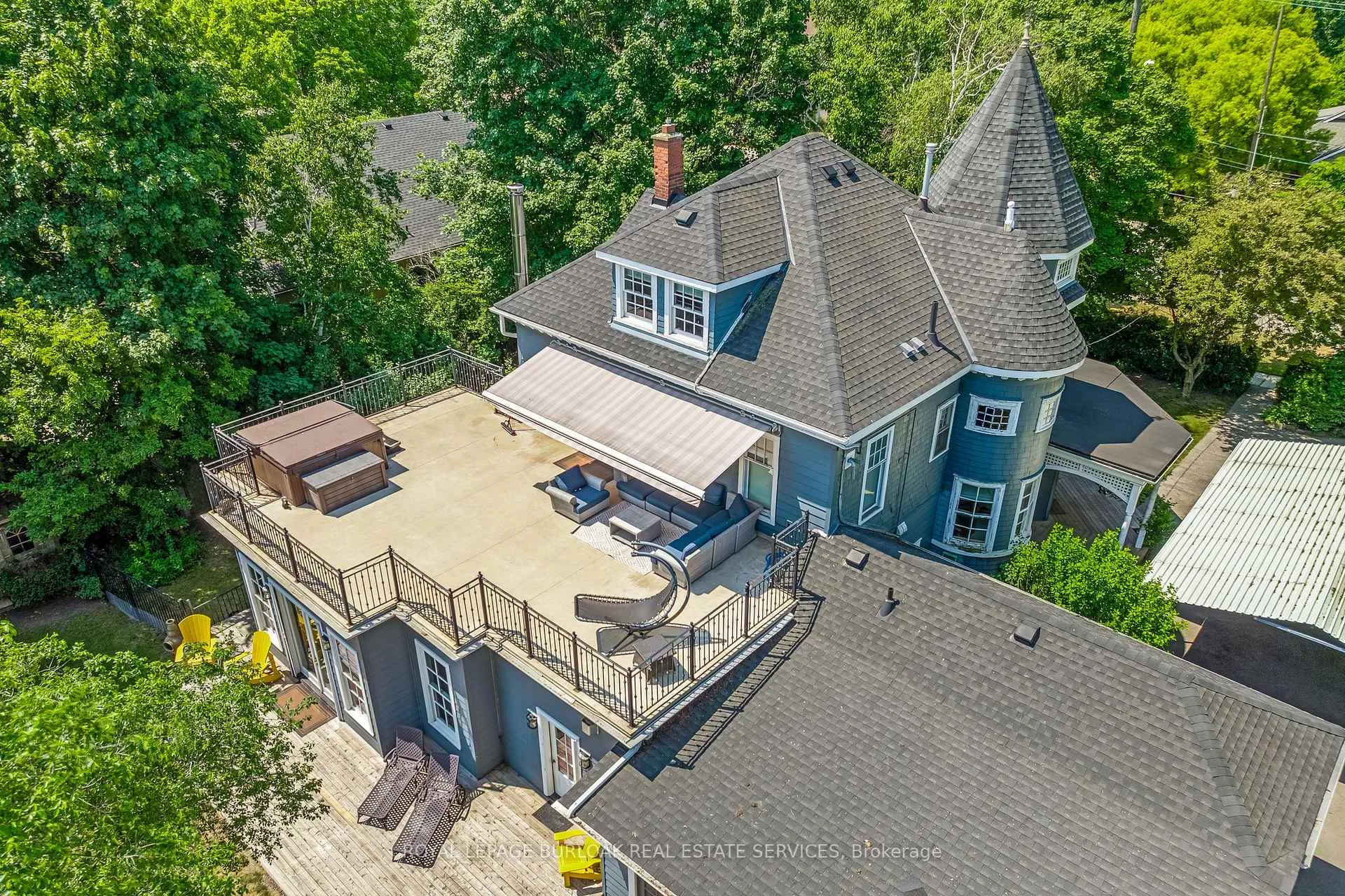 Photo 3 of 957 Beach Boulevard, Hamilton, Hamilton Beach — HOMEH