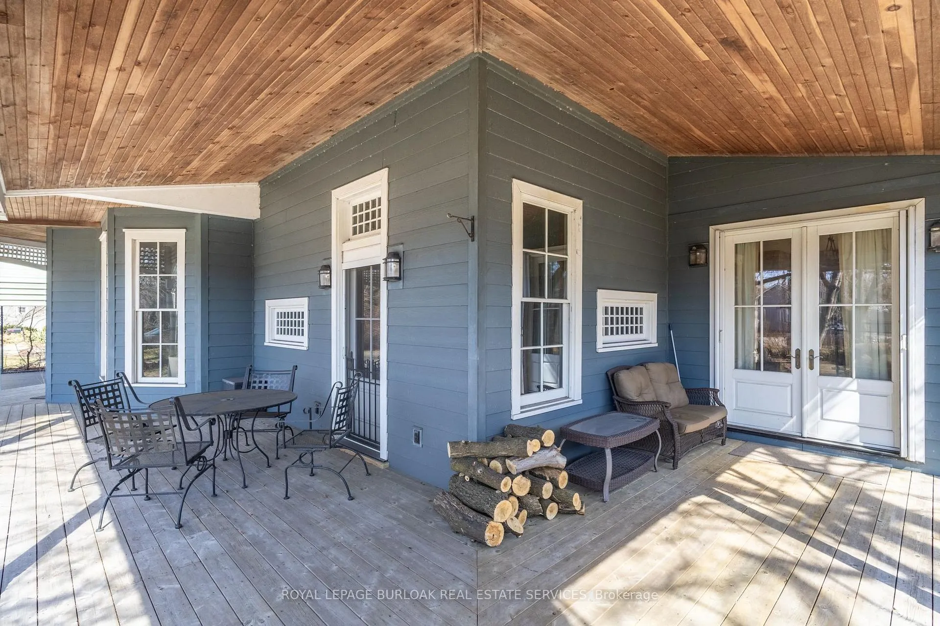 Photo 17 of 957 Beach Boulevard, Hamilton, Hamilton Beach — HOMEH