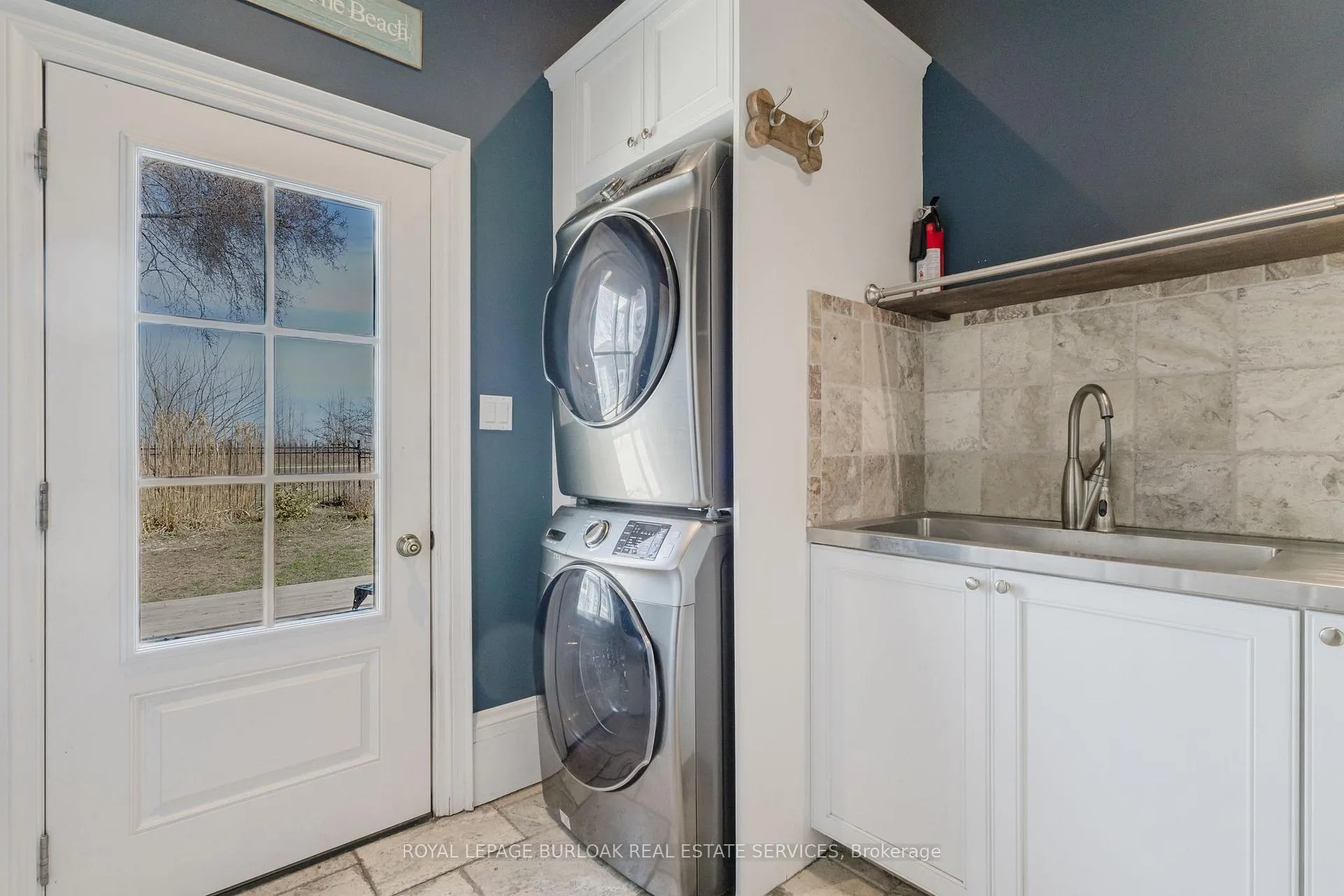 Photo 26 of 957 Beach Boulevard, Hamilton, Hamilton Beach — HOMEH
