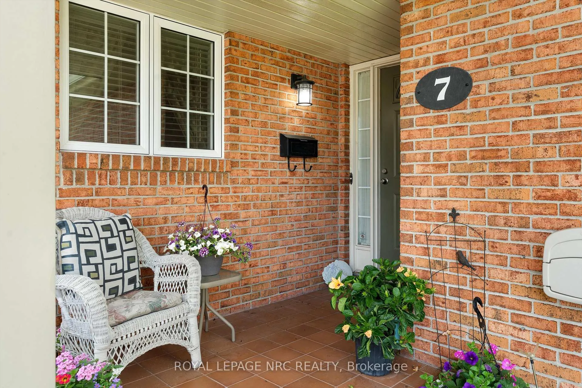 Photo 5 of Unit 7, 275 Pelham Road, St. Catharines, Rykert/Vansickle — HOMEH