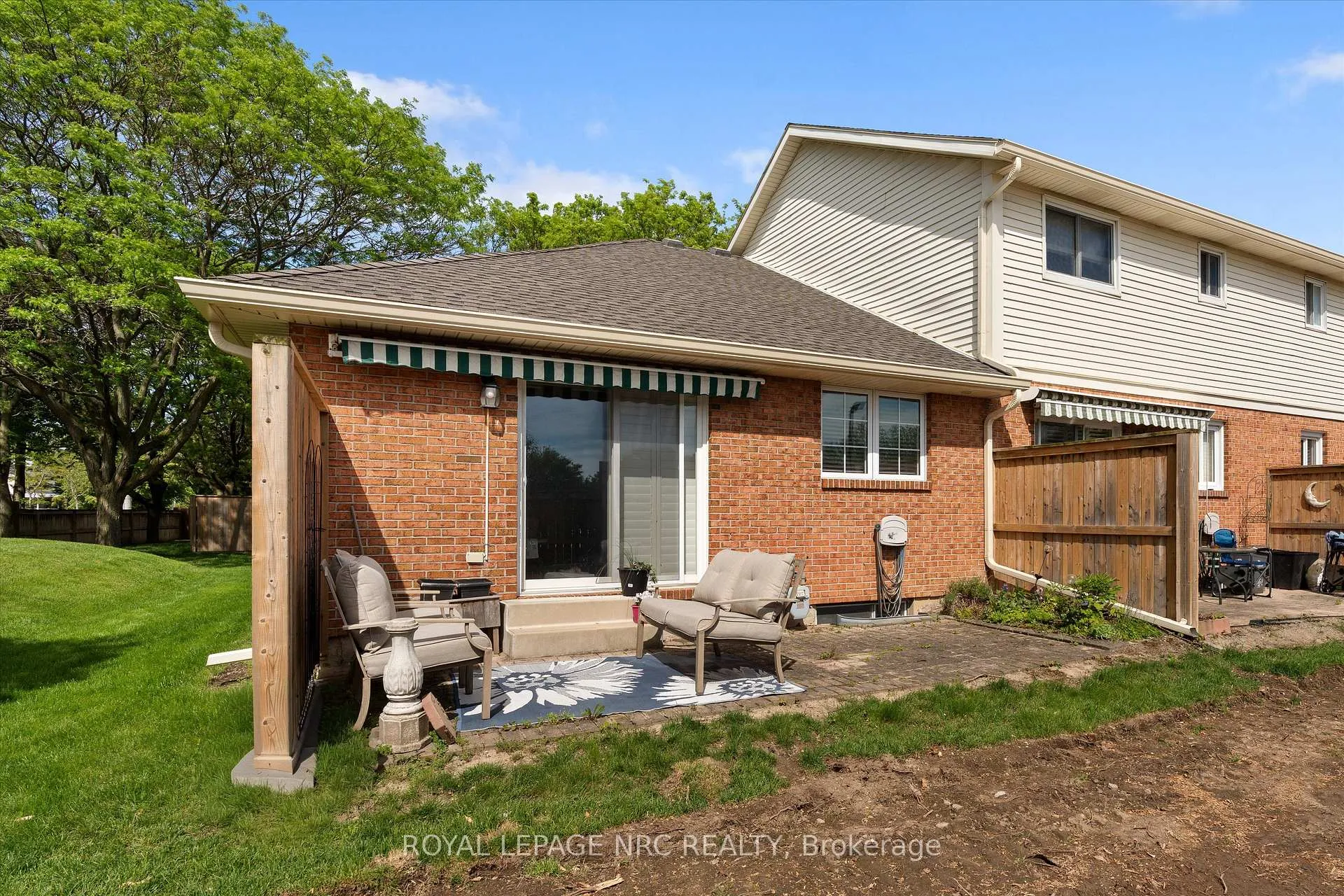 Photo 33 of Unit 7, 275 Pelham Road, St. Catharines, Rykert/Vansickle — HOMEH