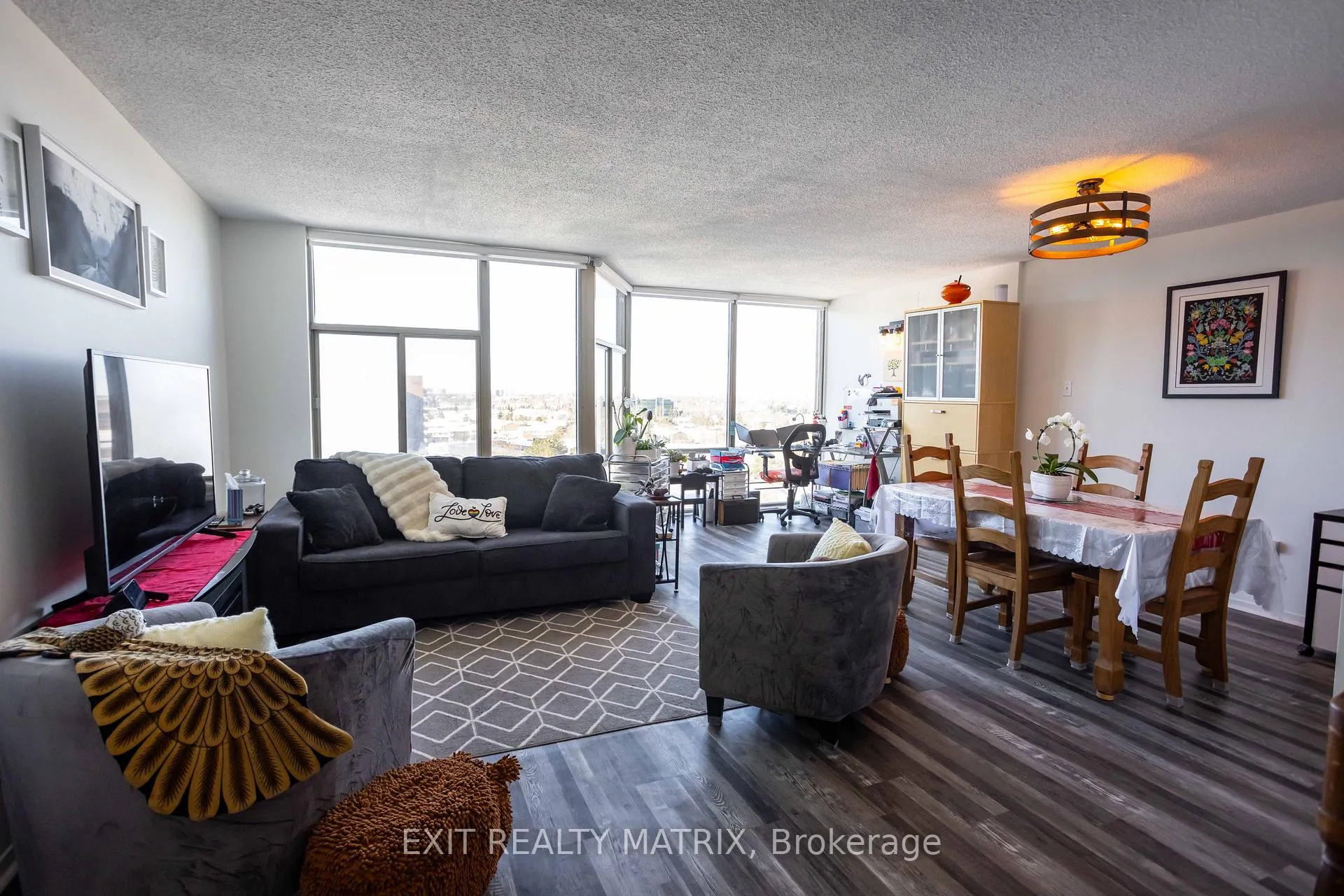Photo 10 of Unit 1007, 2759 Carousel Crescent, Ottawa, Emerald Woods/Sawmill Creek — HOMEH