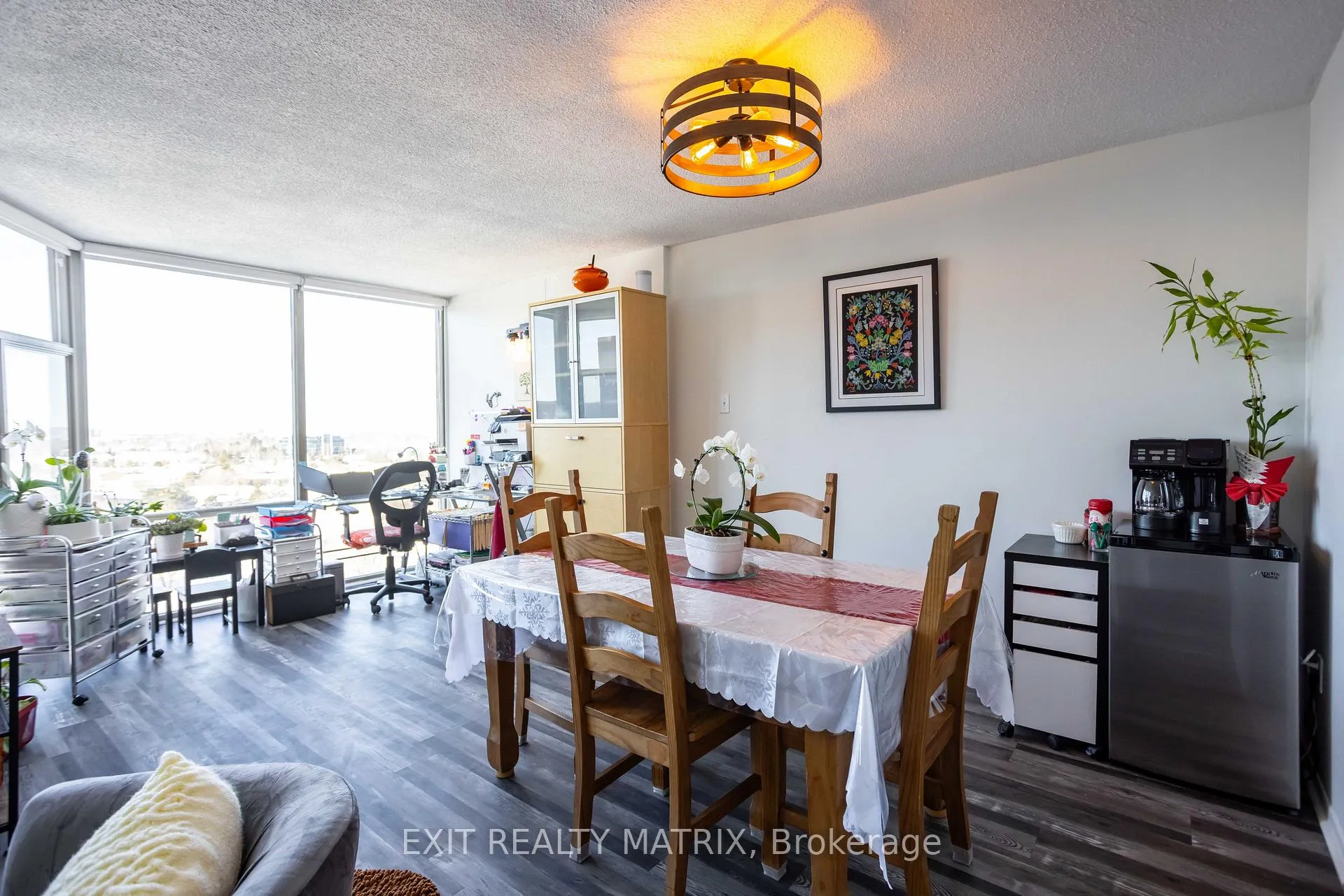 Photo 14 of Unit 1007, 2759 Carousel Crescent, Ottawa, Emerald Woods/Sawmill Creek — HOMEH