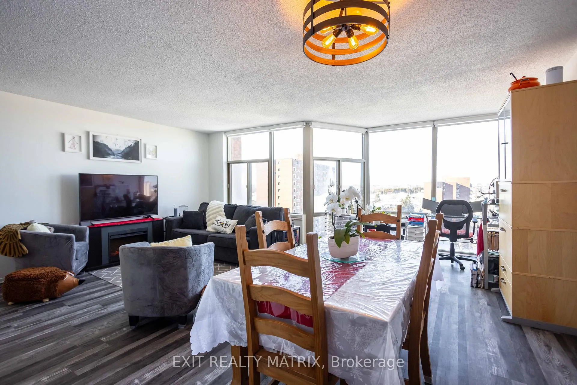 Photo 15 of Unit 1007, 2759 Carousel Crescent, Ottawa, Emerald Woods/Sawmill Creek — HOMEH