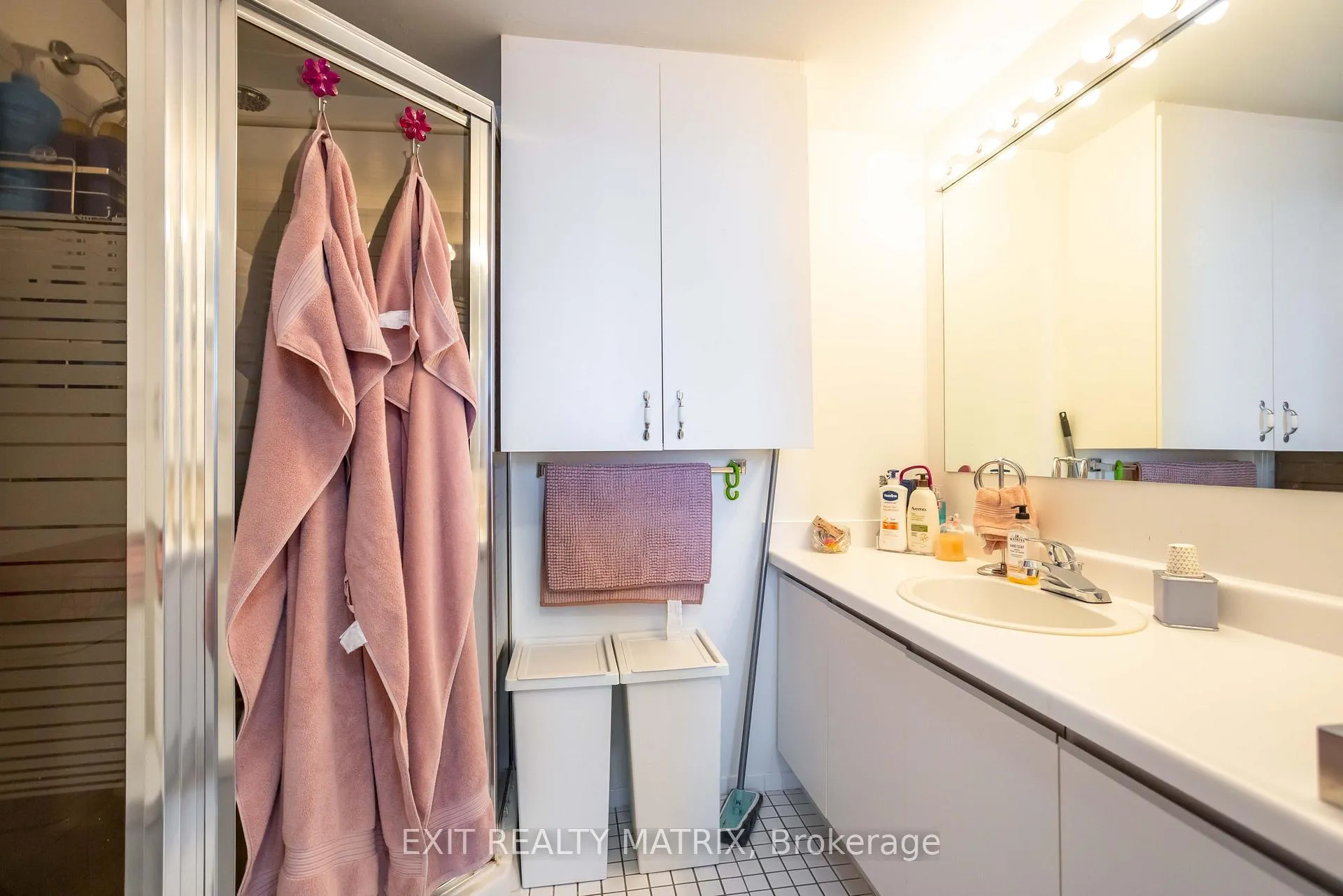 Photo 28 of Unit 1007, 2759 Carousel Crescent, Ottawa, Emerald Woods/Sawmill Creek — HOMEH