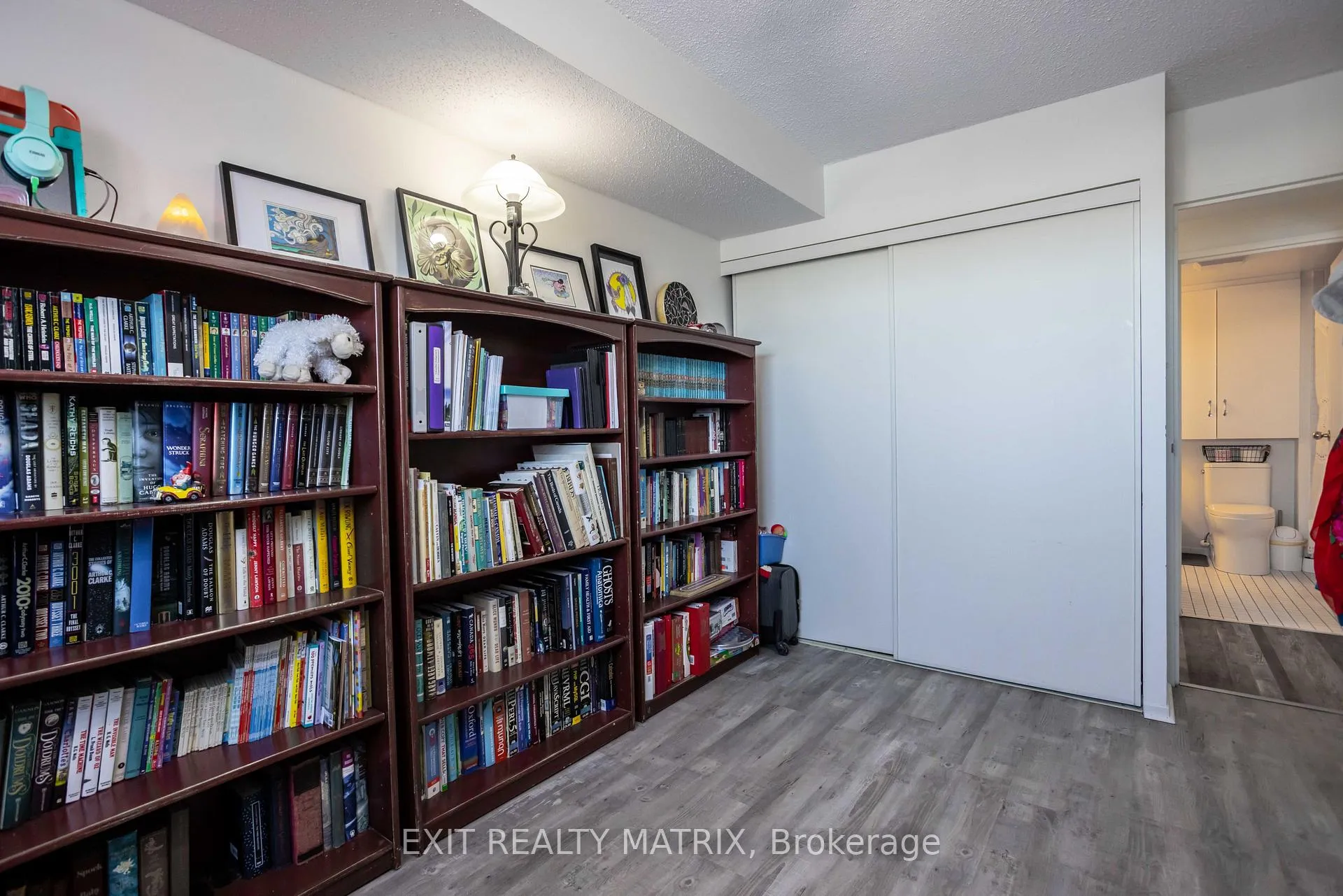 Photo 30 of Unit 1007, 2759 Carousel Crescent, Ottawa, Emerald Woods/Sawmill Creek — HOMEH