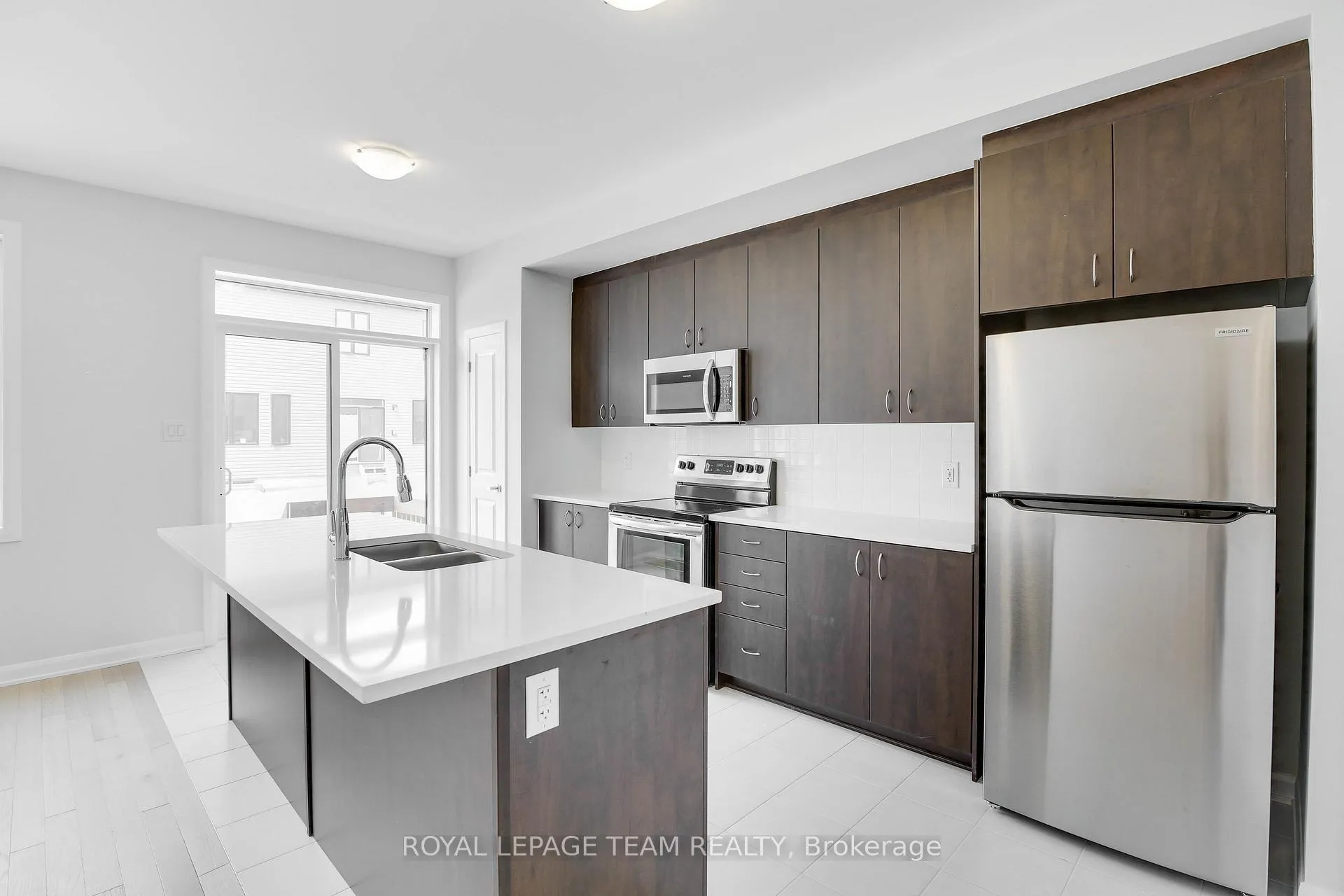 Photo 27 of 937 Athenry Court, Ottawa, Barrhaven - Half Moon Bay — HOMEH