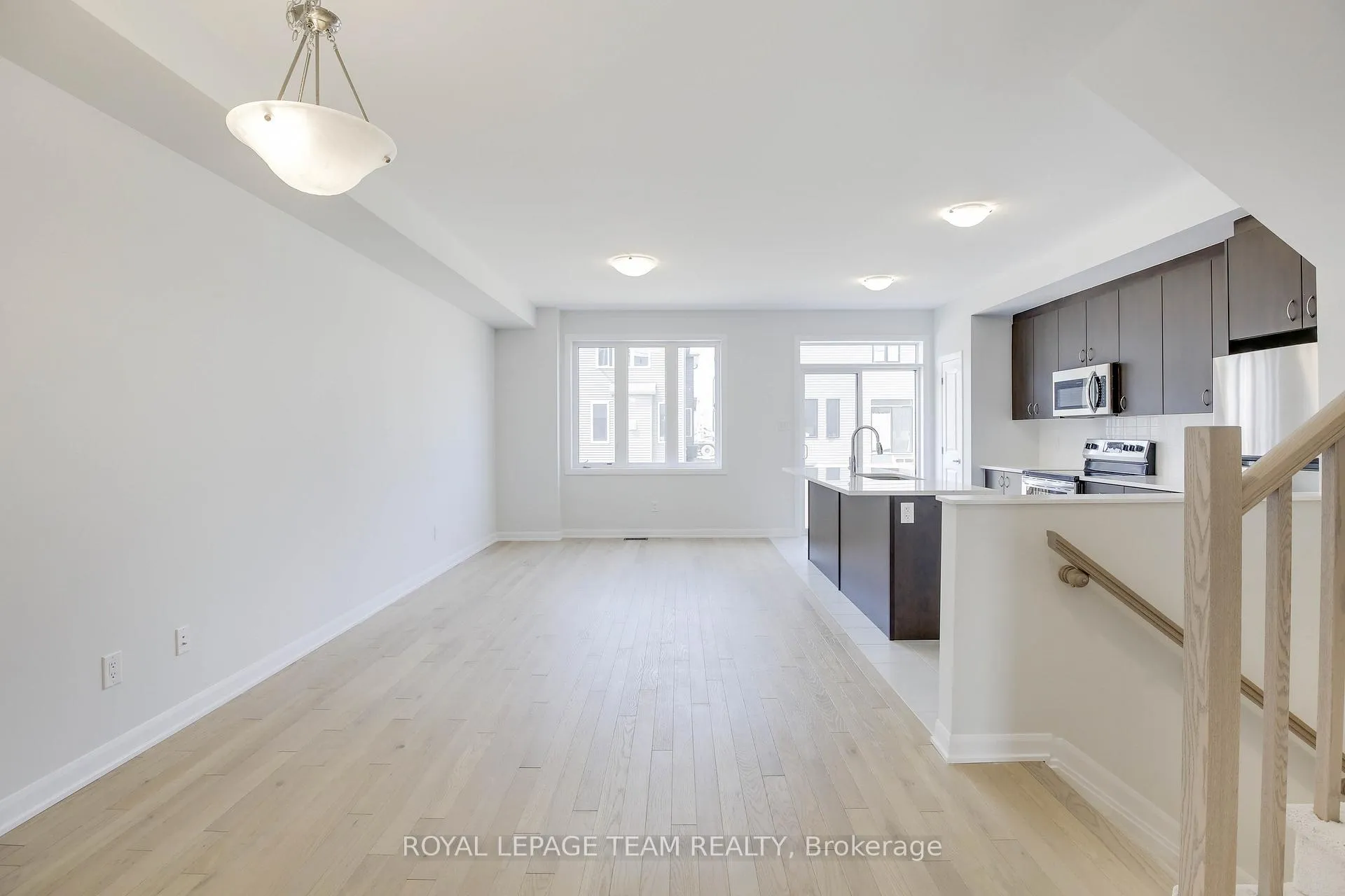 Photo 32 of 937 Athenry Court, Ottawa, Barrhaven - Half Moon Bay — HOMEH