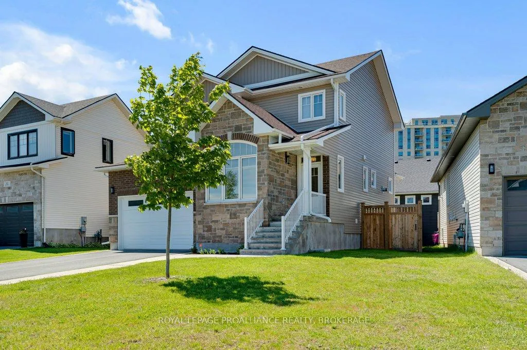 Photo 2 of 249 Mill Pond Place, Kingston, West of Sir John A. Blvd — HOMEH