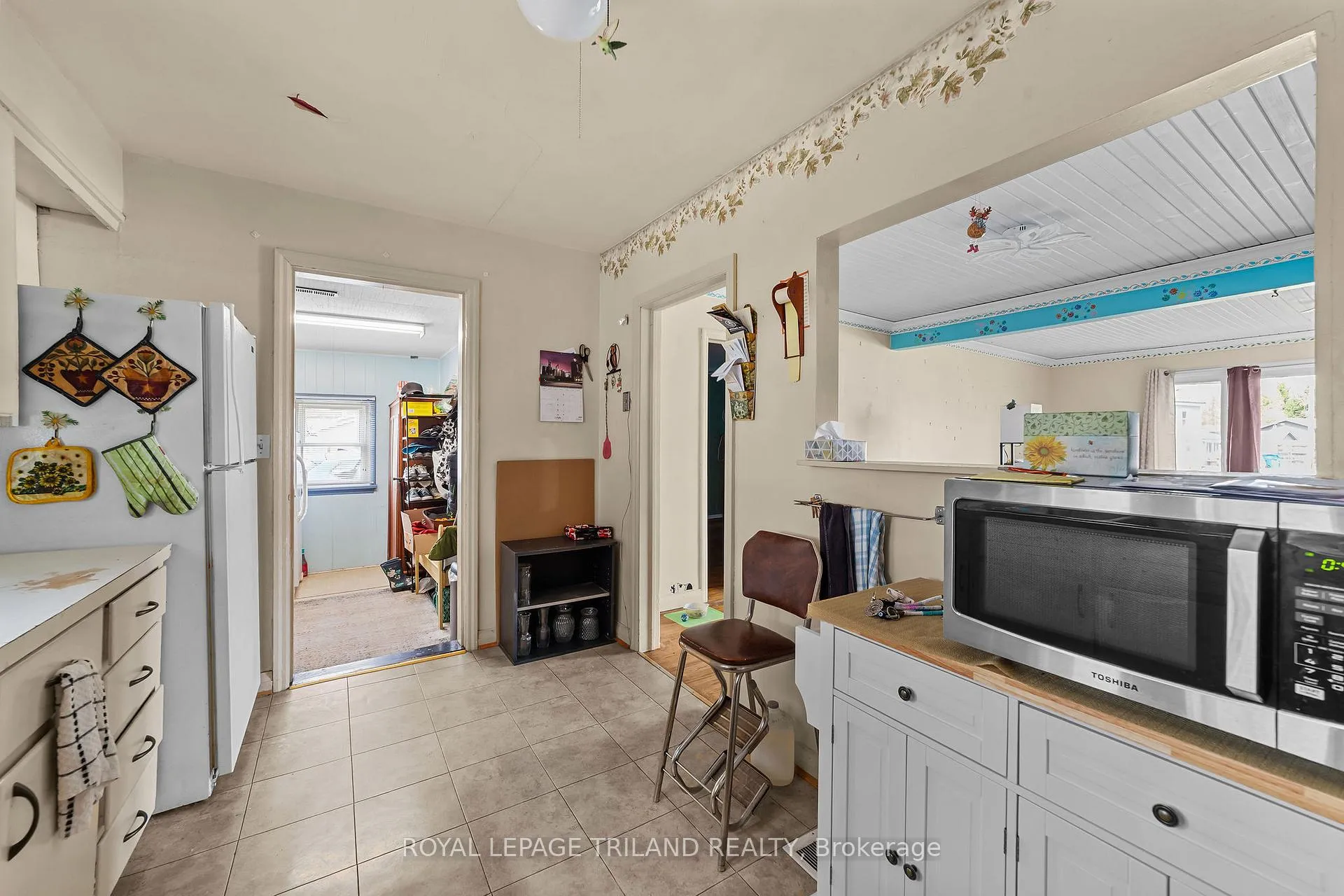 Photo 11 of 22929 Hagerty Road, Newbury — HOMEH