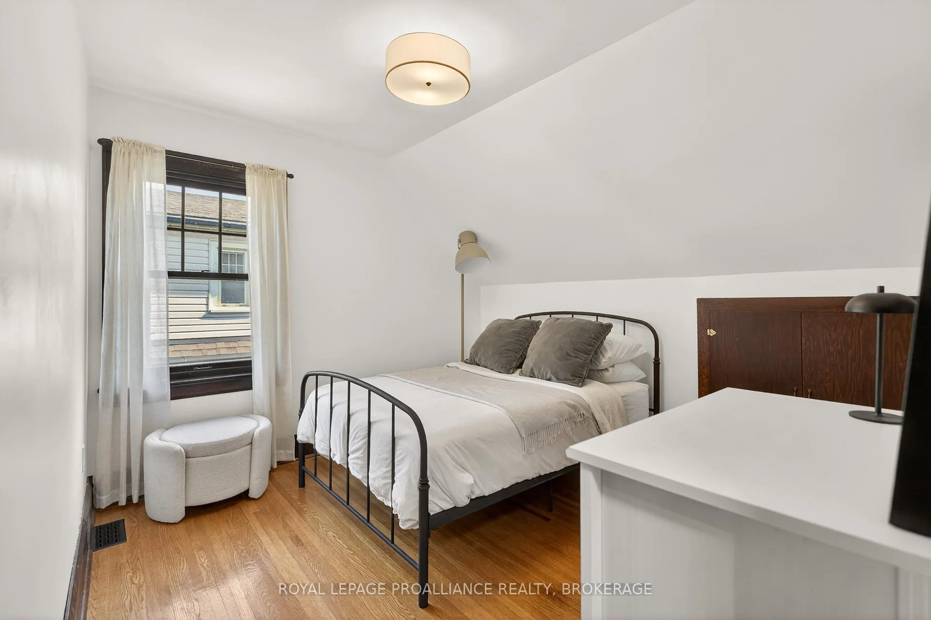 Photo 17 of 204 Collingwood Street, Kingston, Central City East — HOMEH