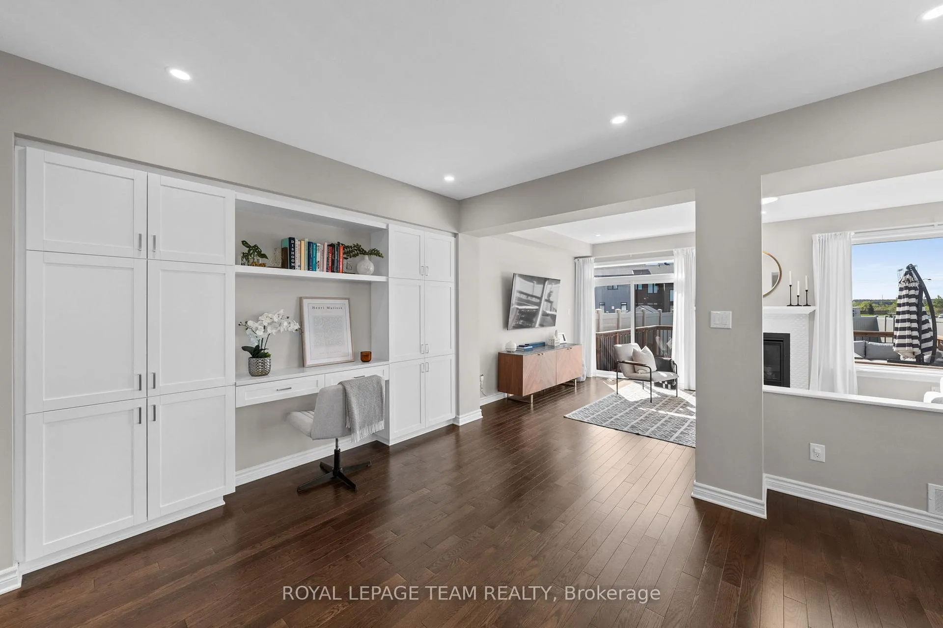 Photo 16 of 49 Plank Street, Ottawa, Kanata - Emerald Meadows/Trailwest — HOMEH