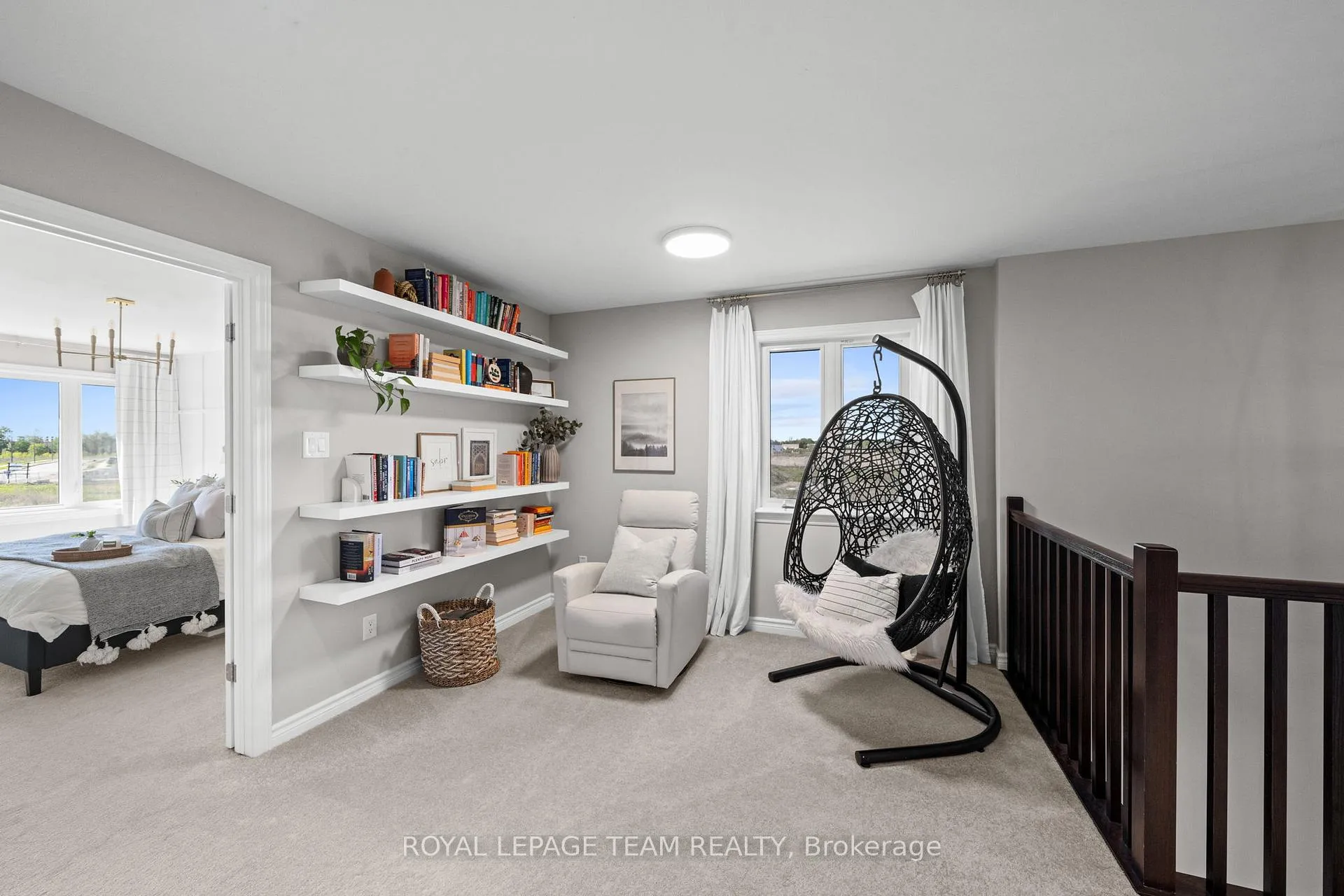 Photo 23 of 49 Plank Street, Ottawa, Kanata - Emerald Meadows/Trailwest — HOMEH