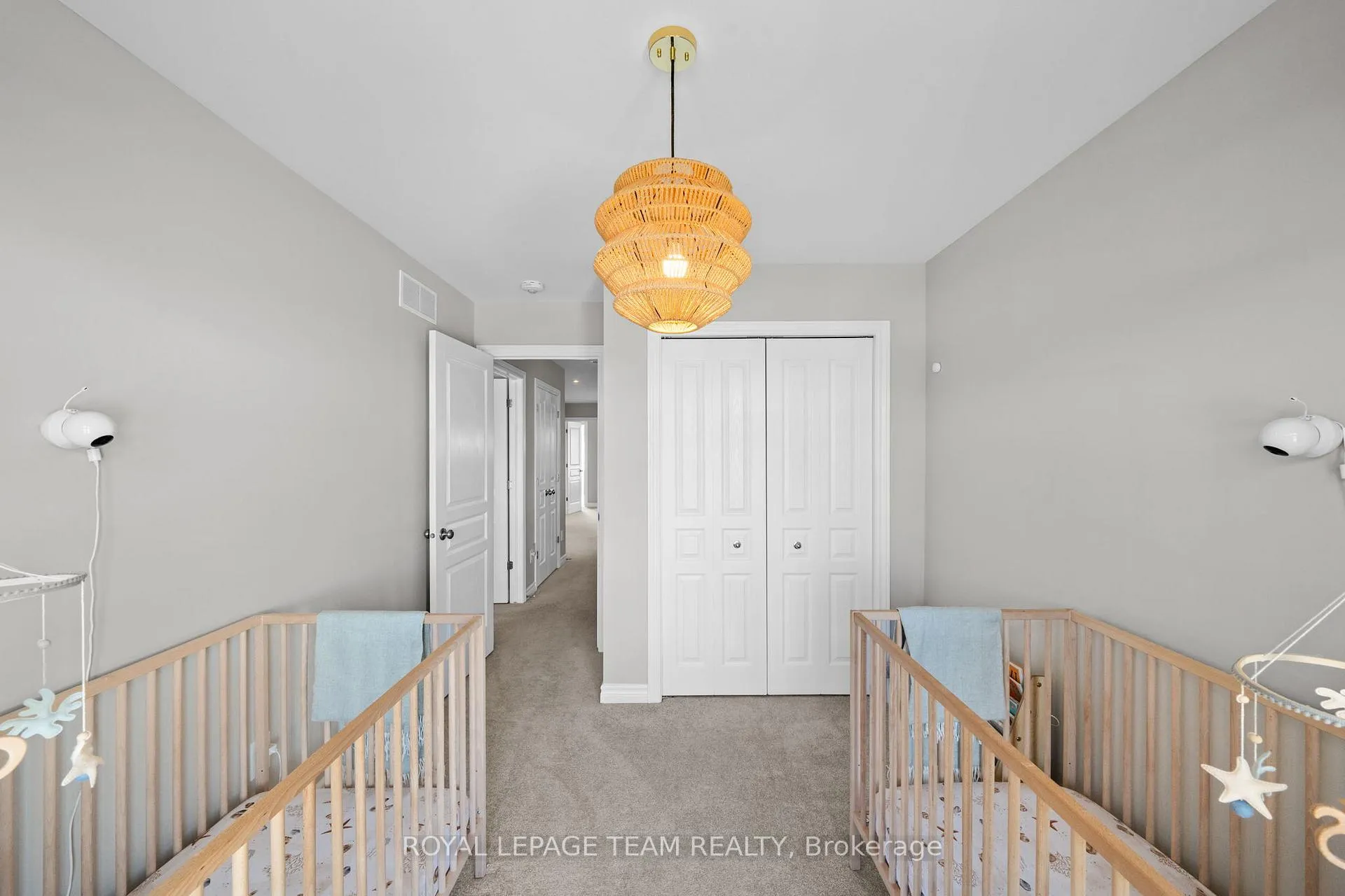 Photo 35 of 49 Plank Street, Ottawa, Kanata - Emerald Meadows/Trailwest — HOMEH