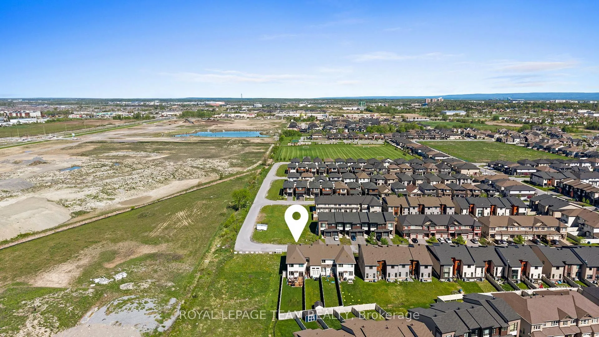 Photo 48 of 49 Plank Street, Ottawa, Kanata - Emerald Meadows/Trailwest — HOMEH