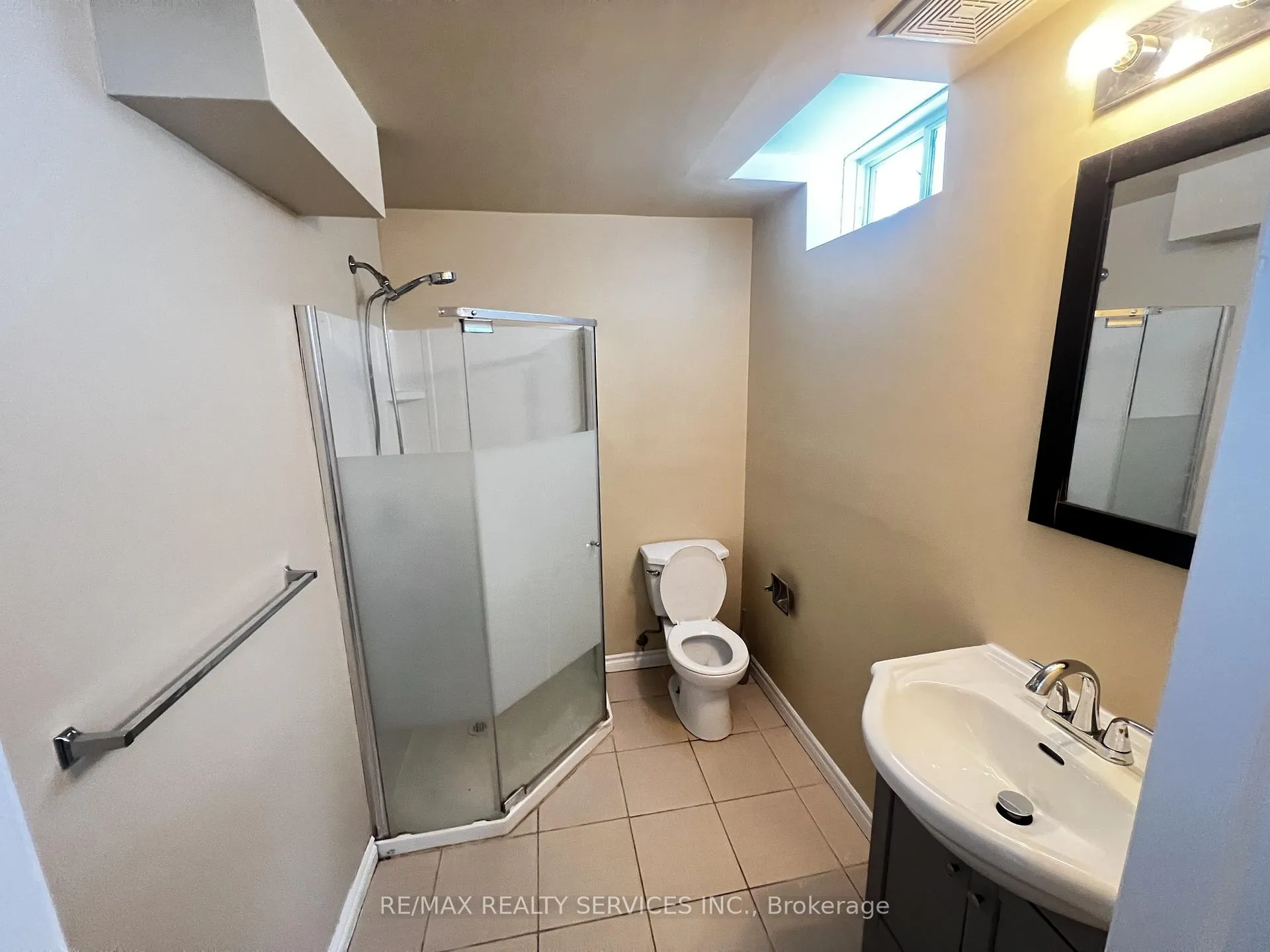 Photo 18 of Unit Basement, 7 Glengowan Street, Whitby, Taunton North — HOMEH