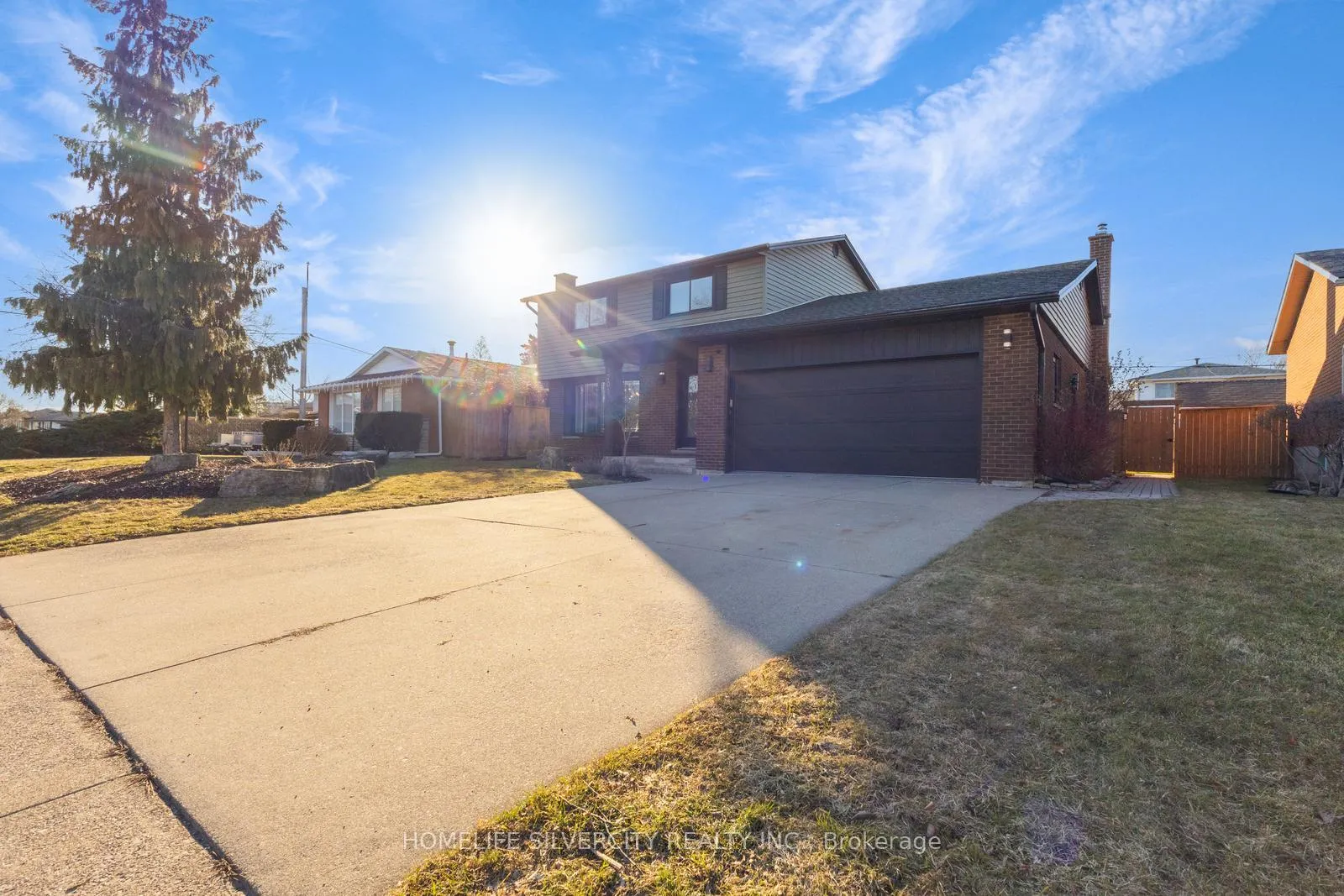 Photo 2 of 203 Montmorency Drive, Hamilton, Red Hill — HOMEH
