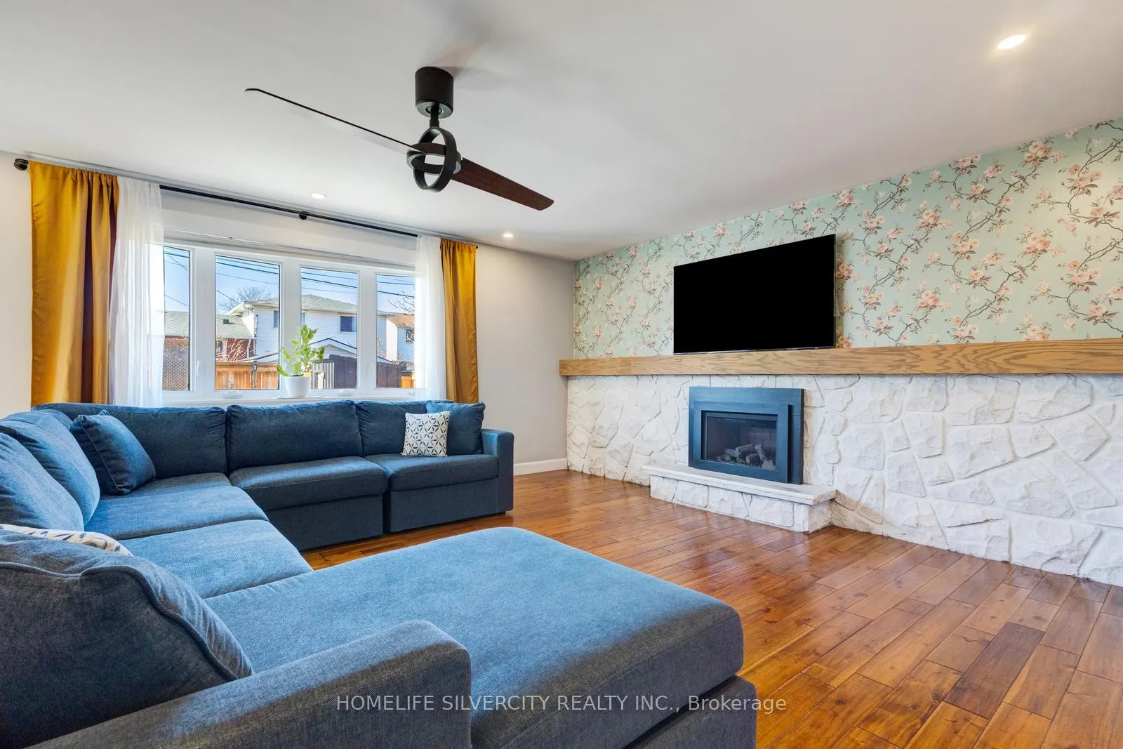 Photo 20 of 203 Montmorency Drive, Hamilton, Red Hill — HOMEH