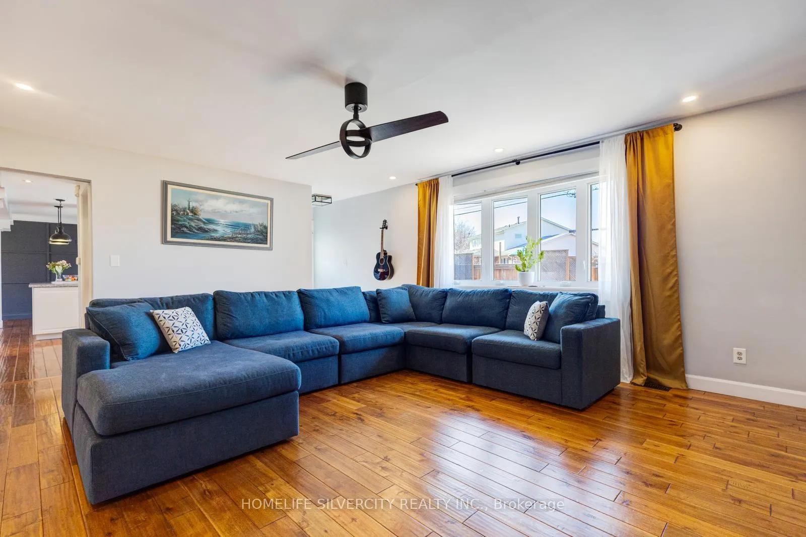 Photo 22 of 203 Montmorency Drive, Hamilton, Red Hill — HOMEH