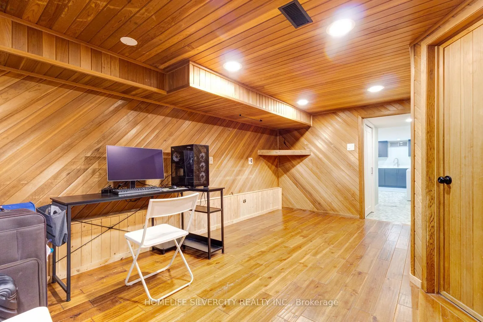 Photo 43 of 203 Montmorency Drive, Hamilton, Red Hill — HOMEH