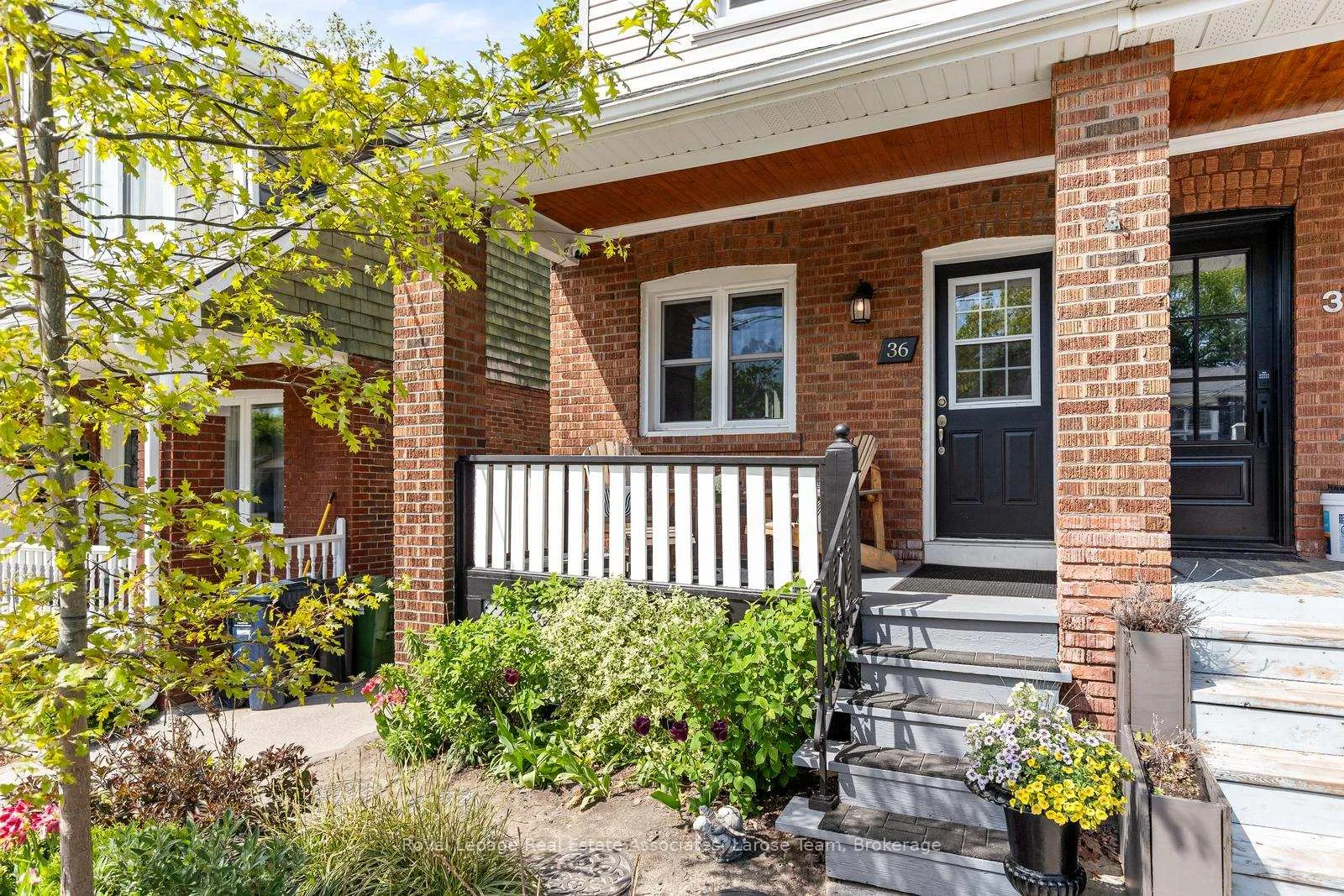 Photo 2 of 36 Firstbrooke Road, Toronto, East End-Danforth — HOMEH