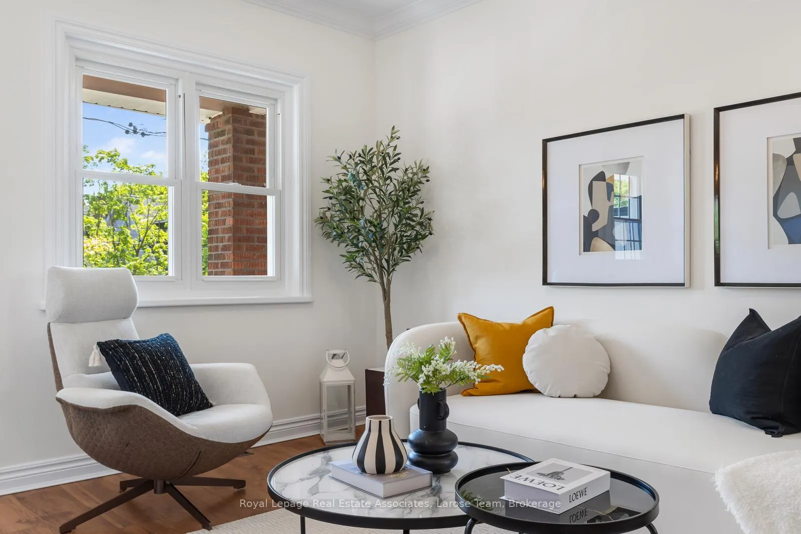 Photo 6 of 36 Firstbrooke Road, Toronto, East End-Danforth — HOMEH