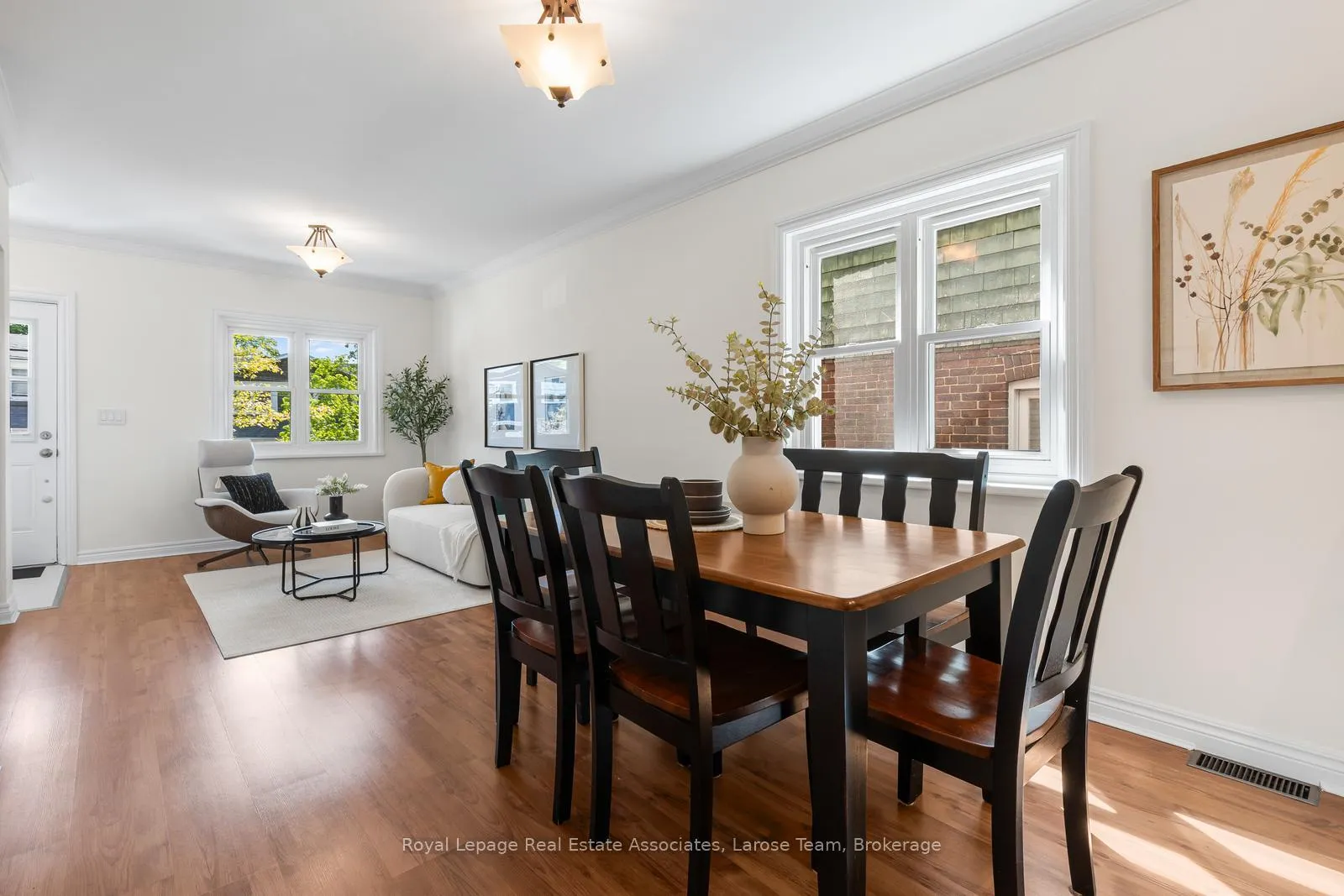 Photo 8 of 36 Firstbrooke Road, Toronto, East End-Danforth — HOMEH