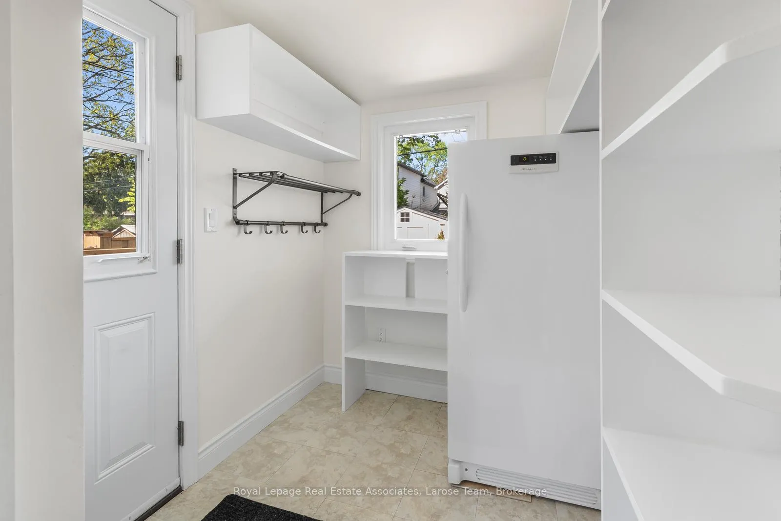 Photo 13 of 36 Firstbrooke Road, Toronto, East End-Danforth — HOMEH